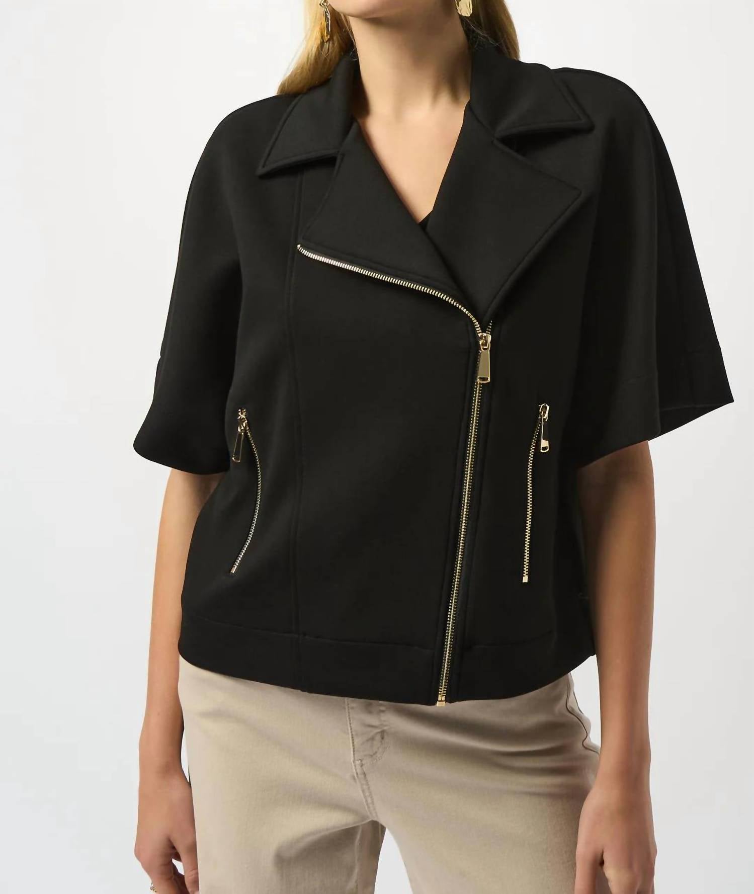 Chaqueta color negro