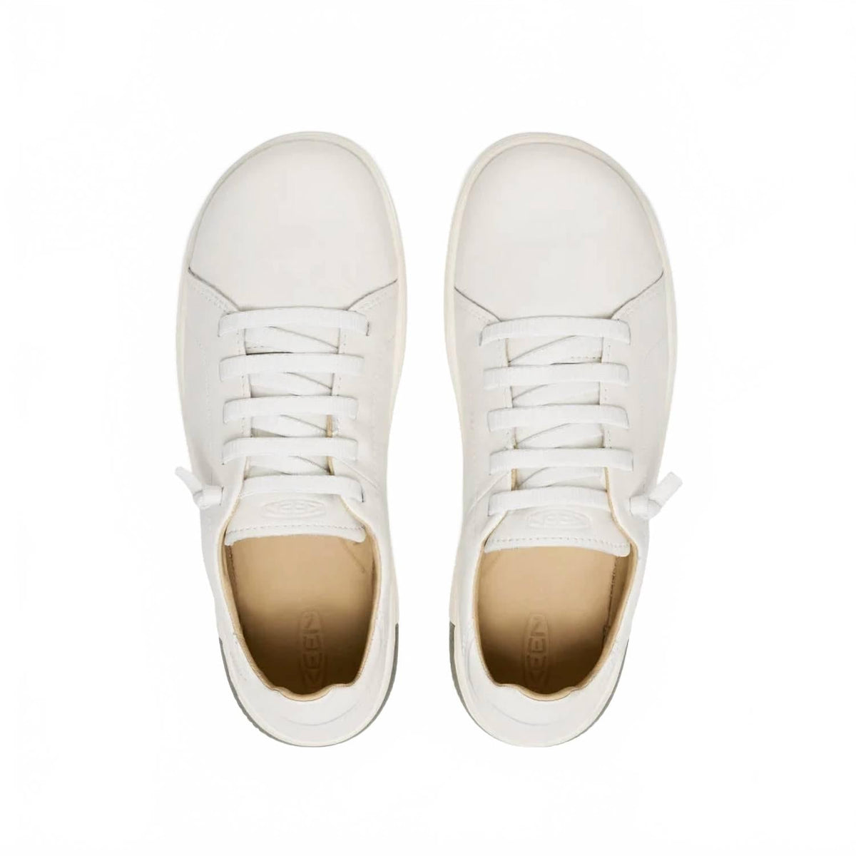 Tenis de hombre de cuero color blanco