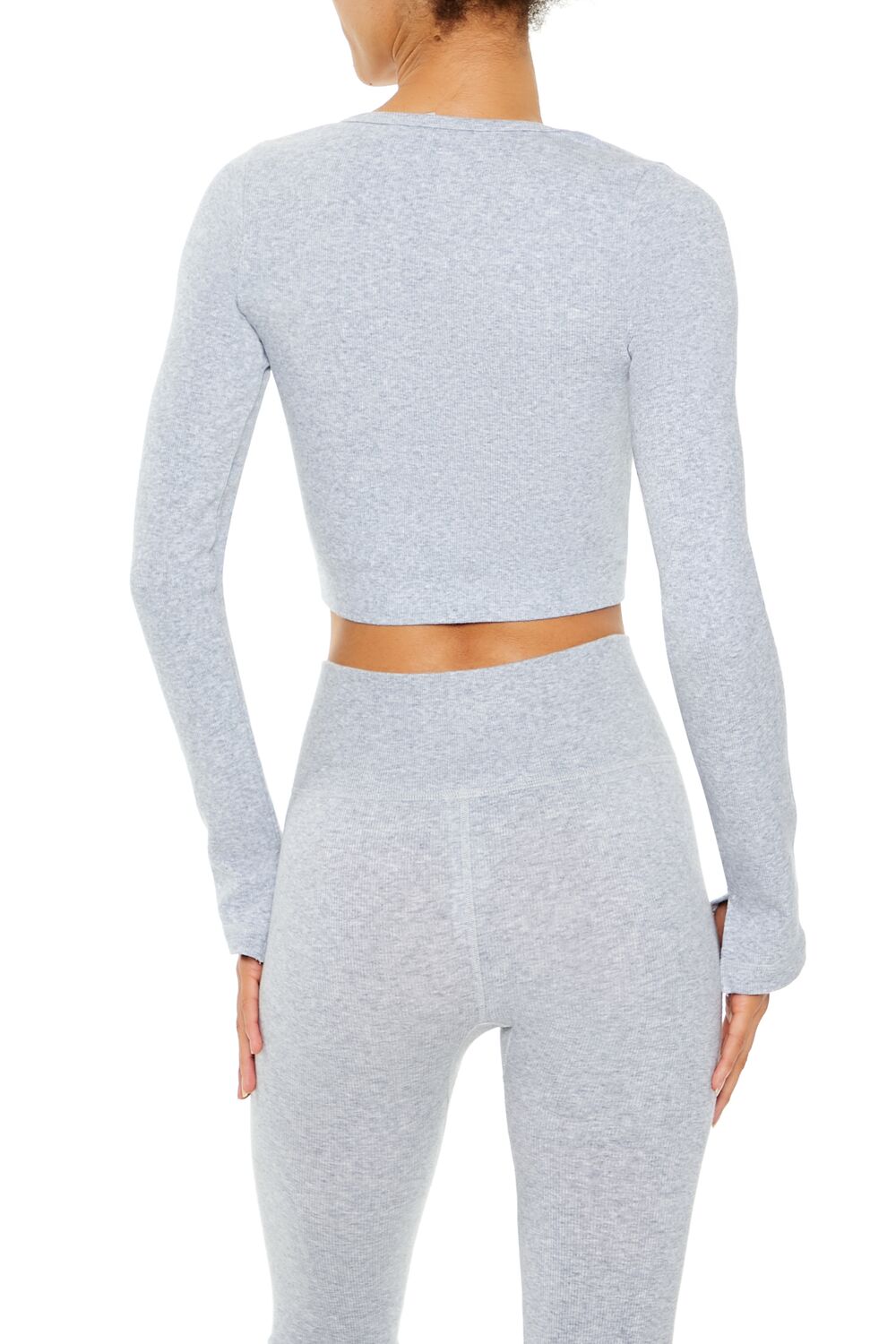 Top con cuello en V
