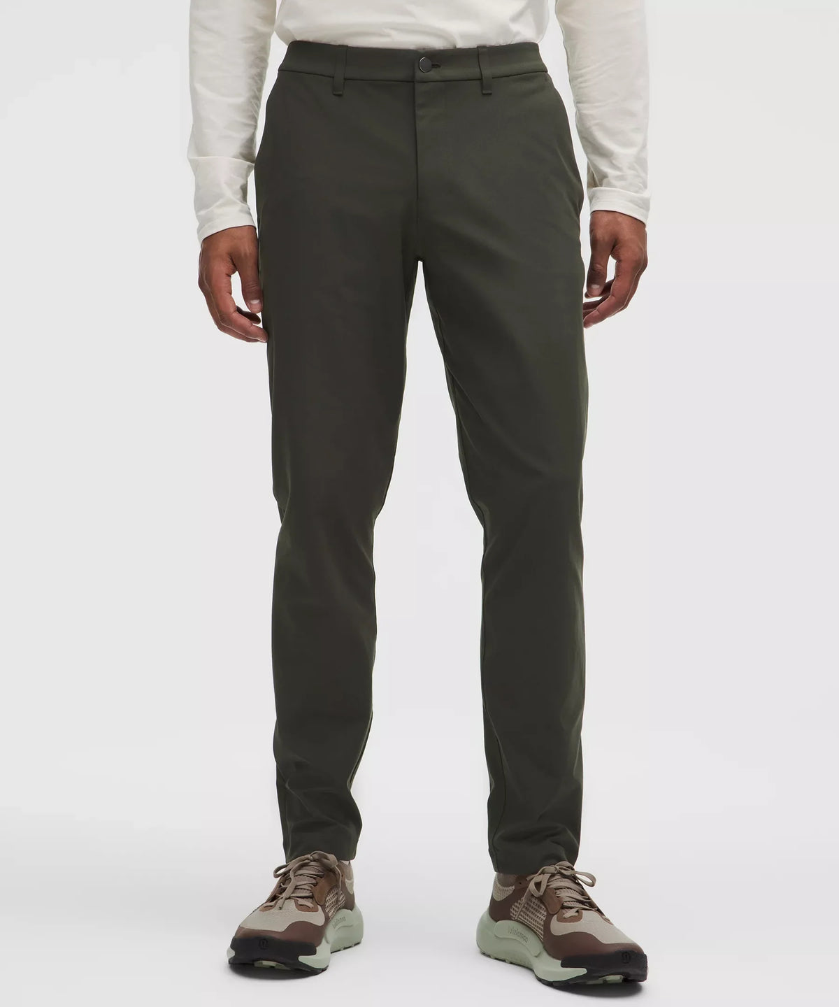 Pantalón de corte ajustado
