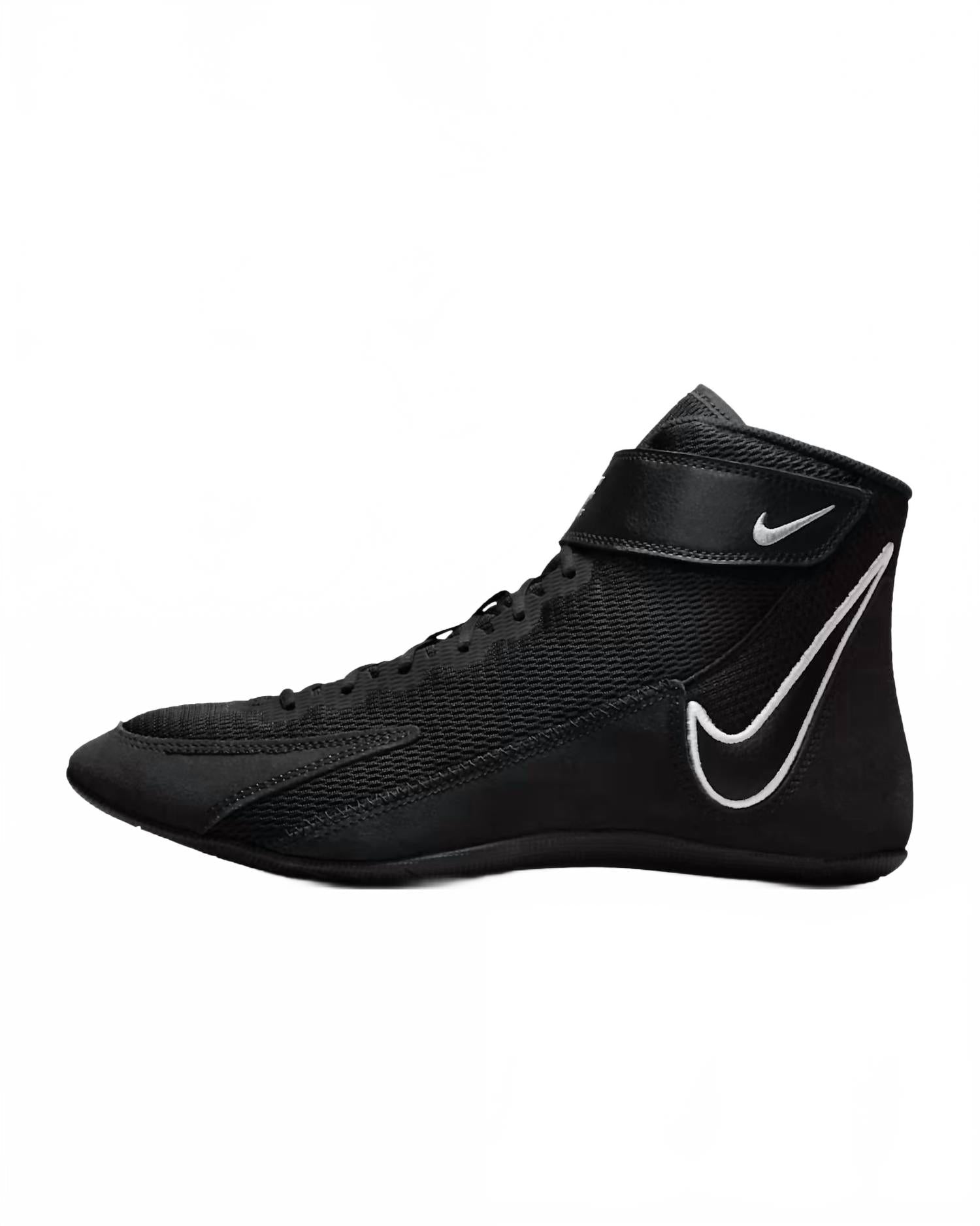 Tenis de hombre color negro y blanco