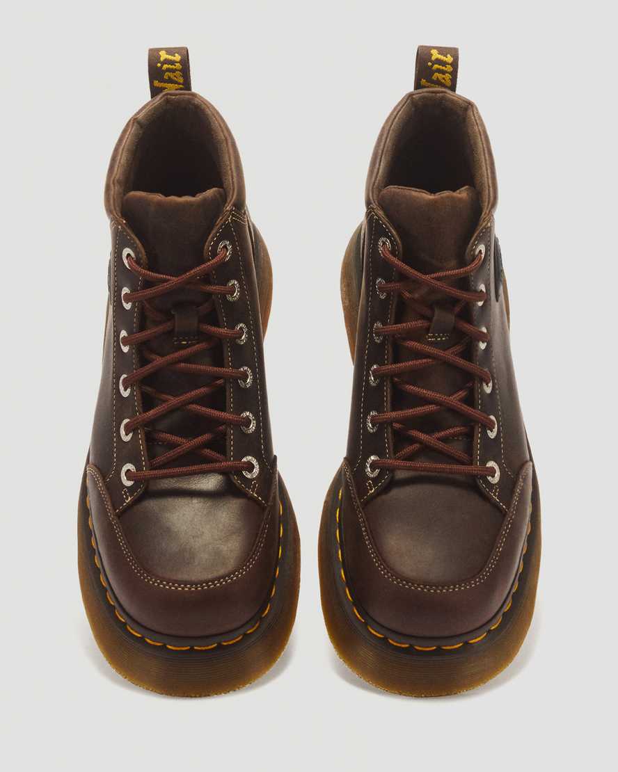 Botas de cuero con cordones
