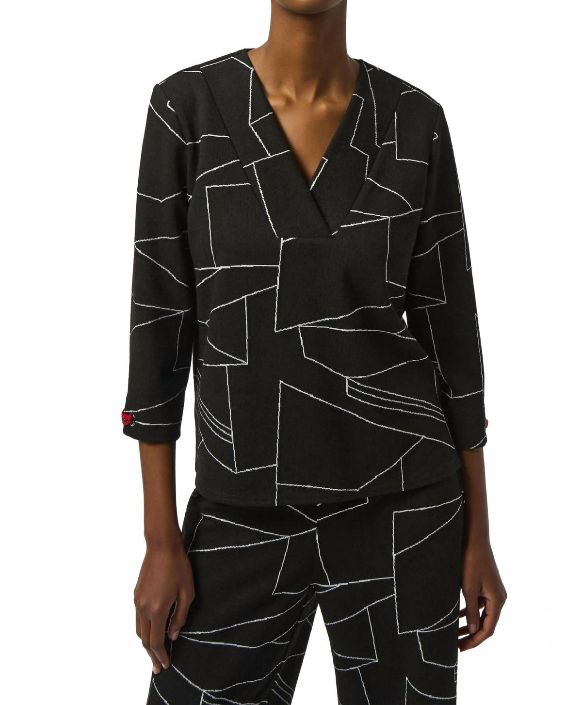 Top color negro y blanco