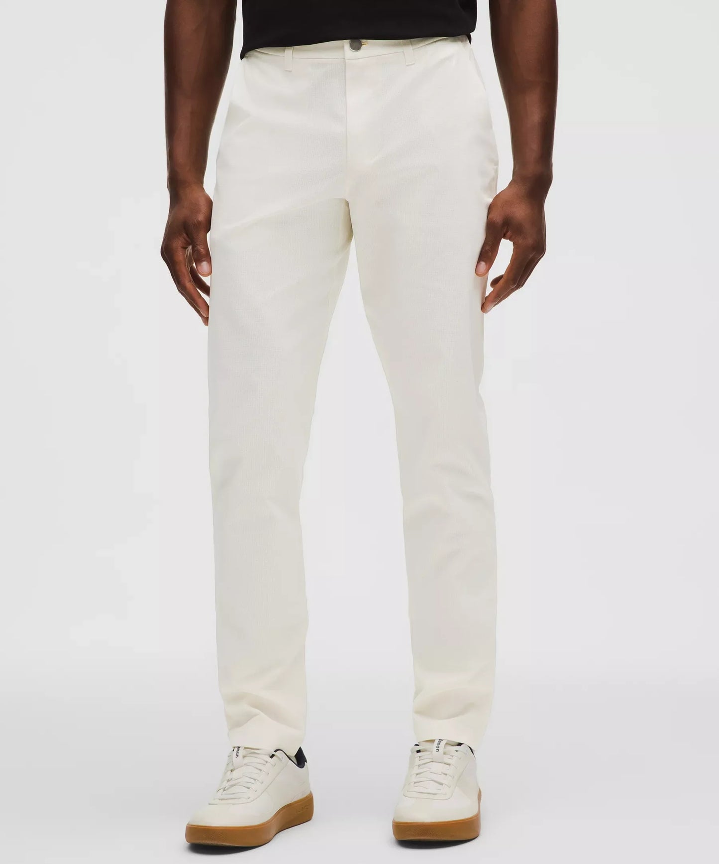 Pantalón de corte ajustado