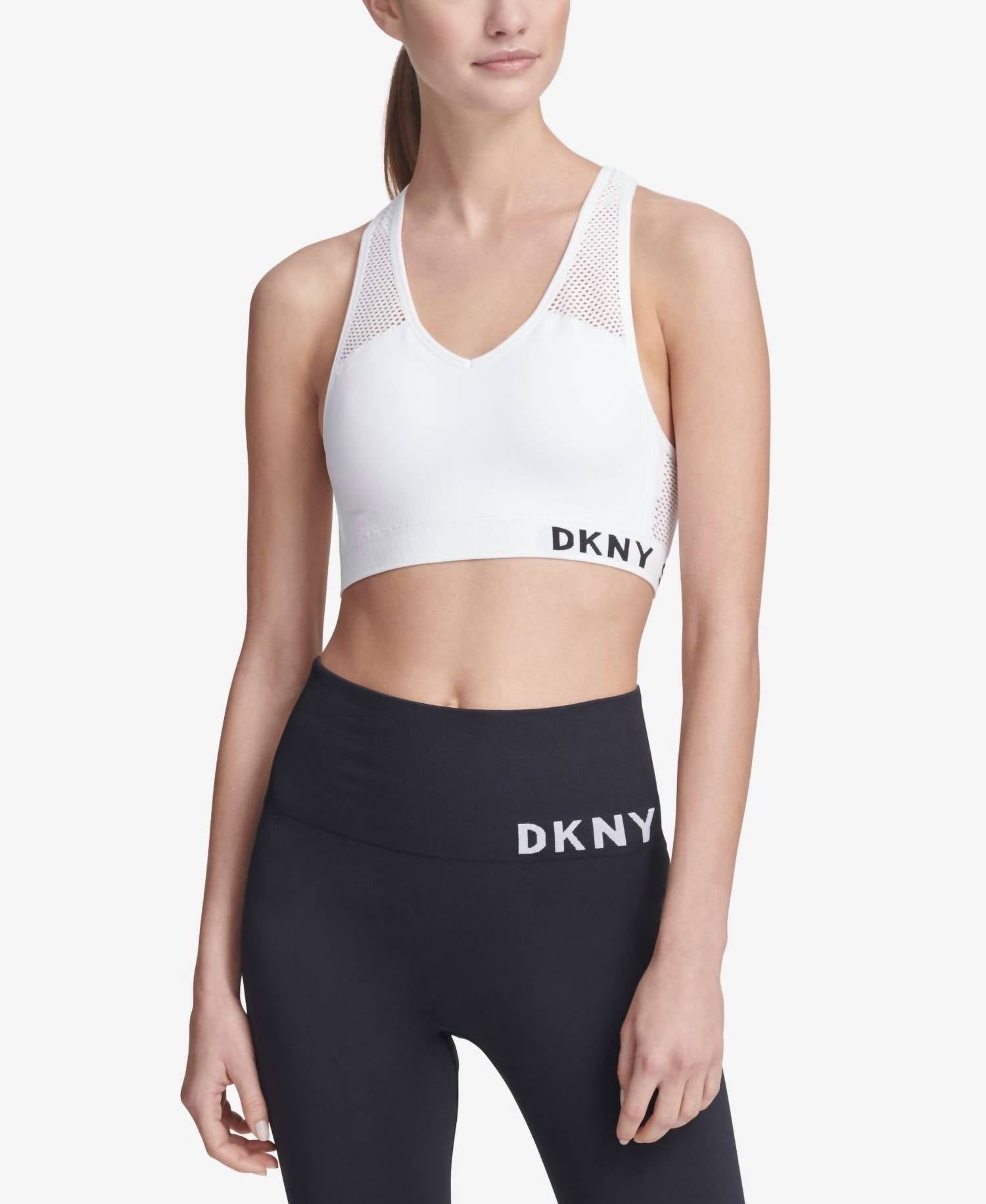 Top deportivo color blanco