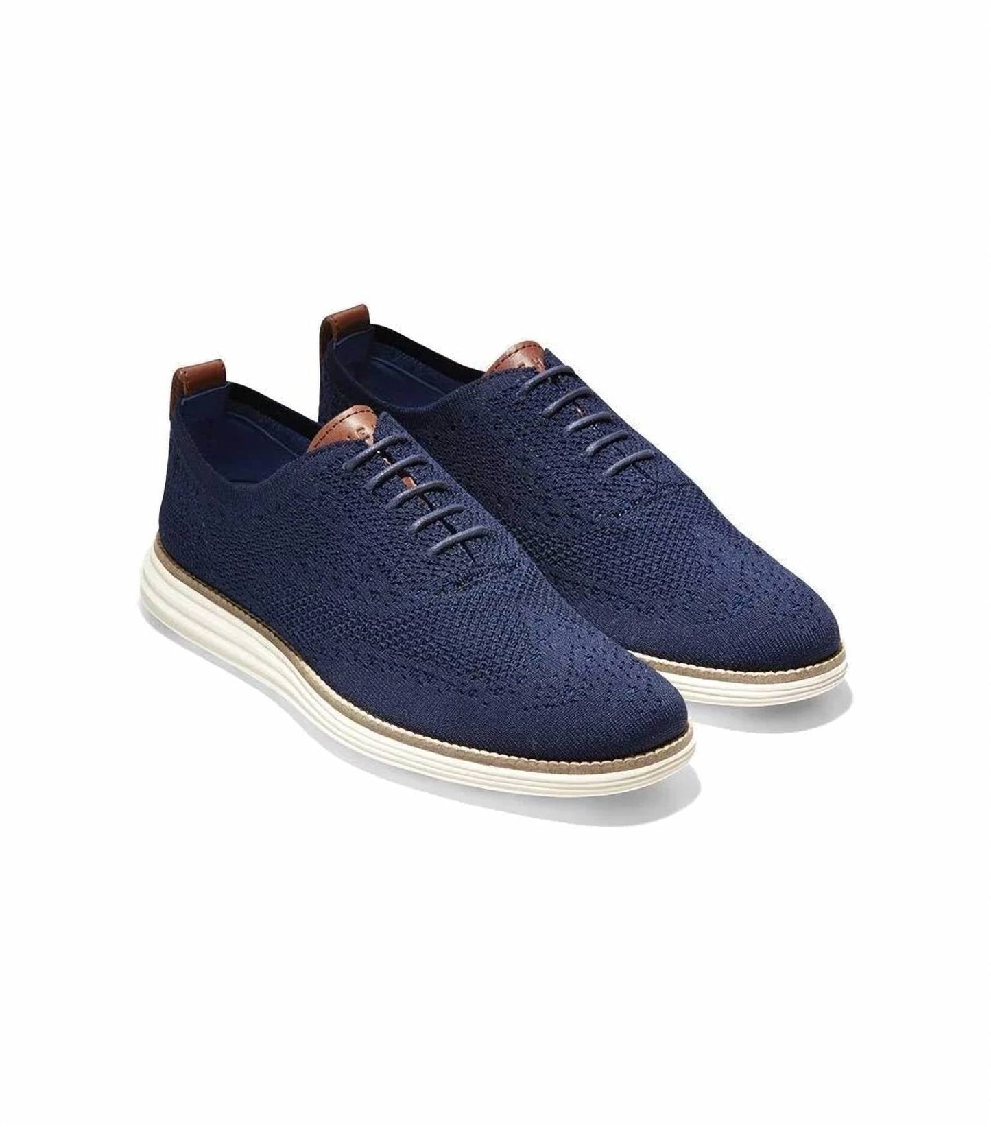 Tenis de hombre color azul marino y marfil