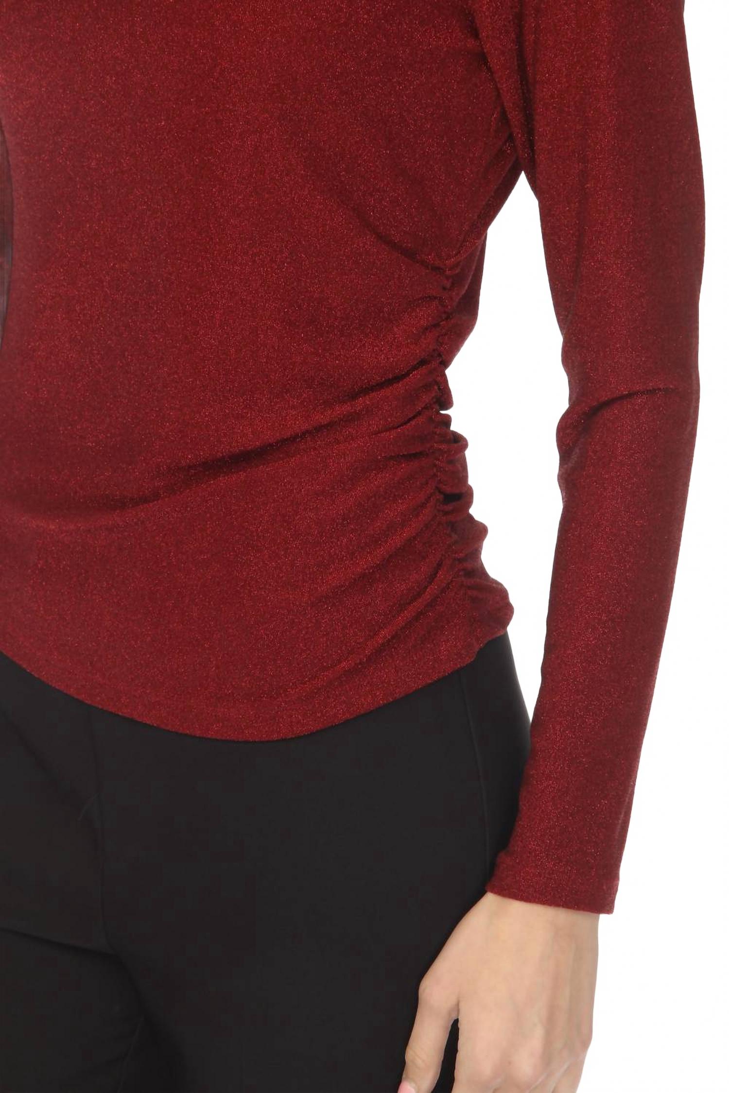 Top con cuello alto