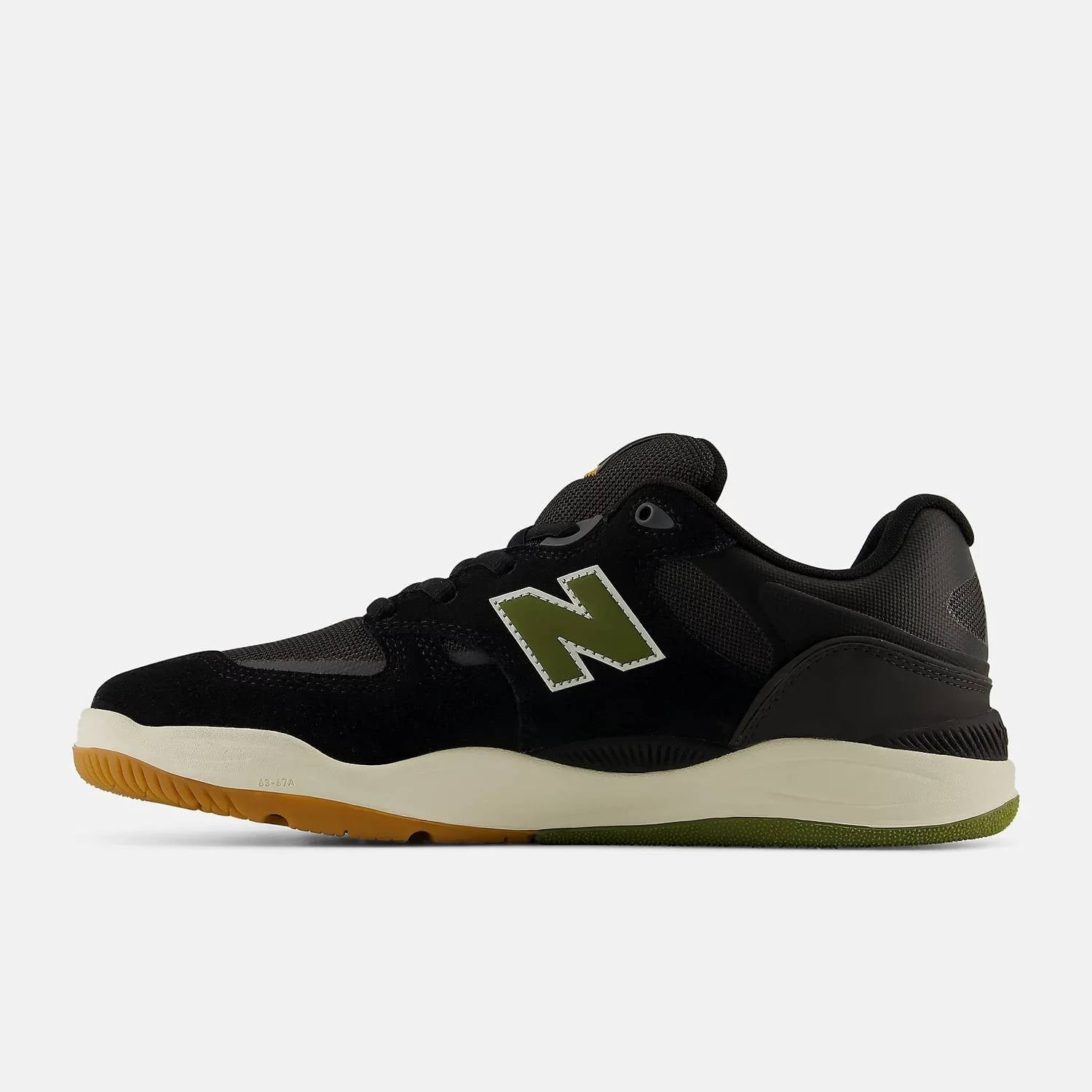 Tenis de hombre color negro