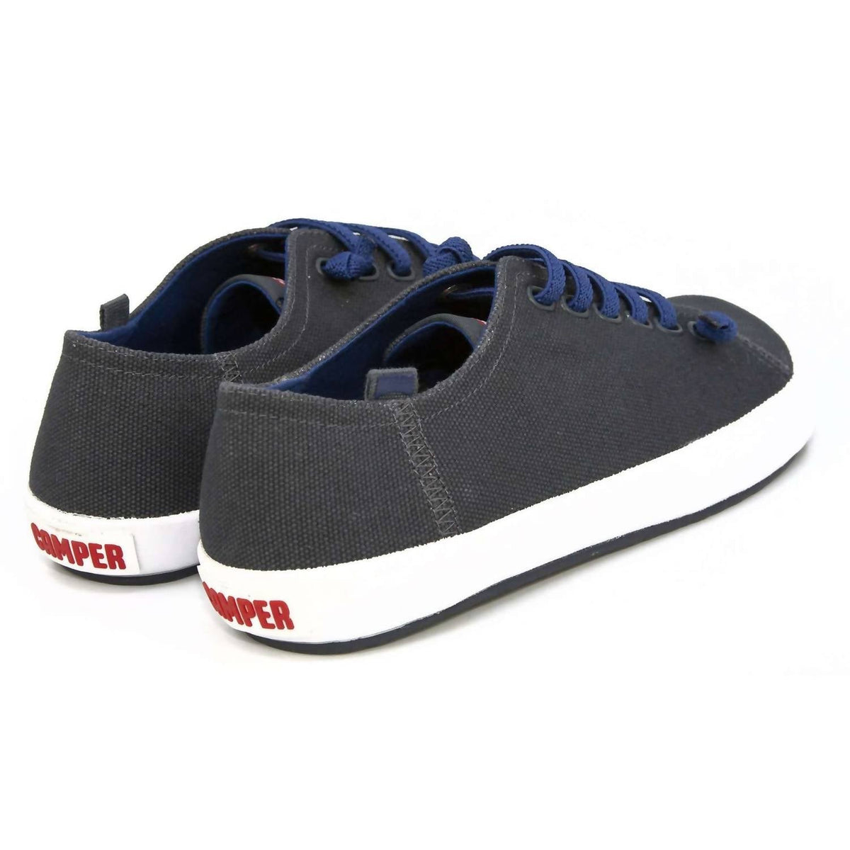 Tenis de hombre color gris
