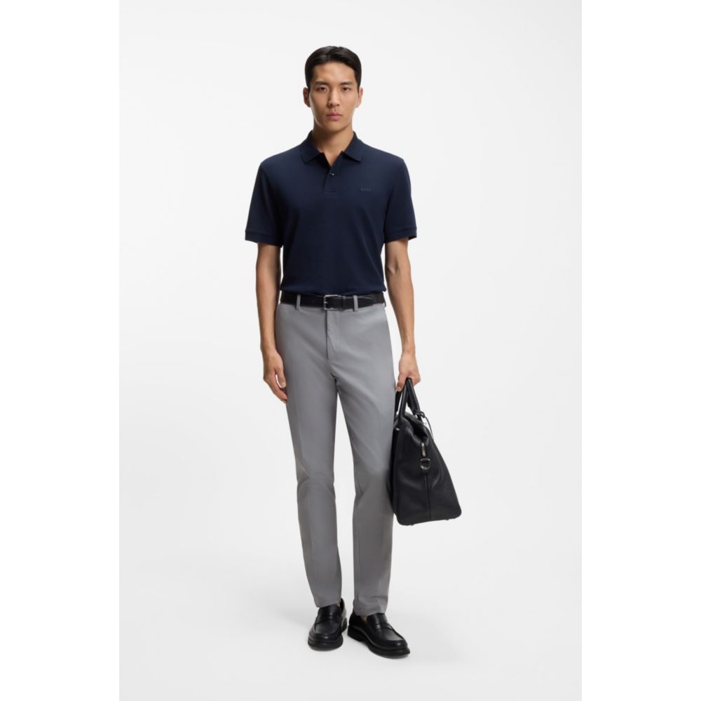 Pantalón de corte ajustado