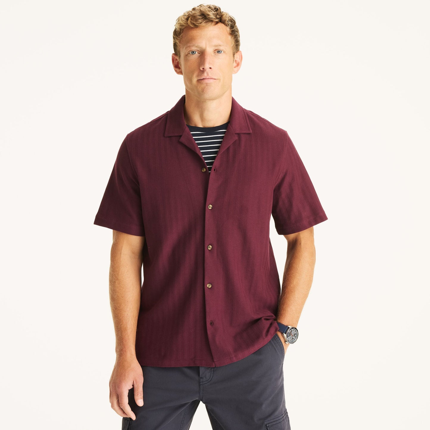 Polo de hombre de corte amplio con estampado