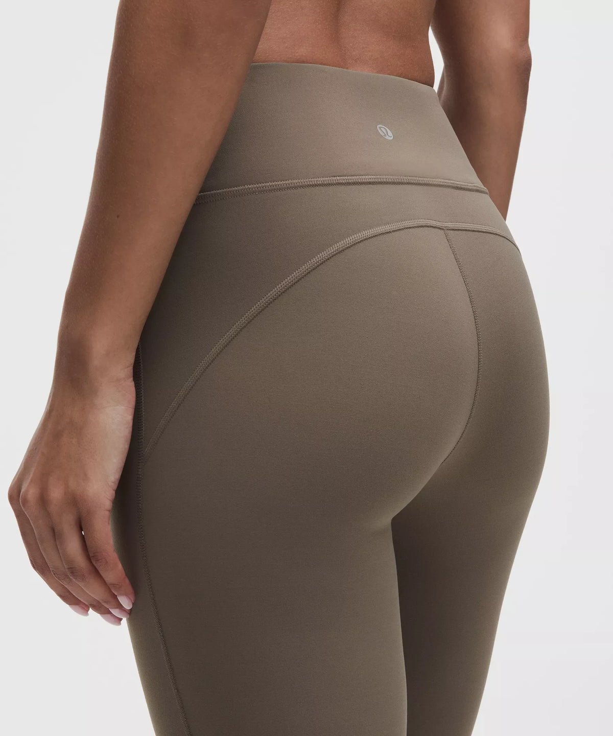 Pantalón de tiro alto