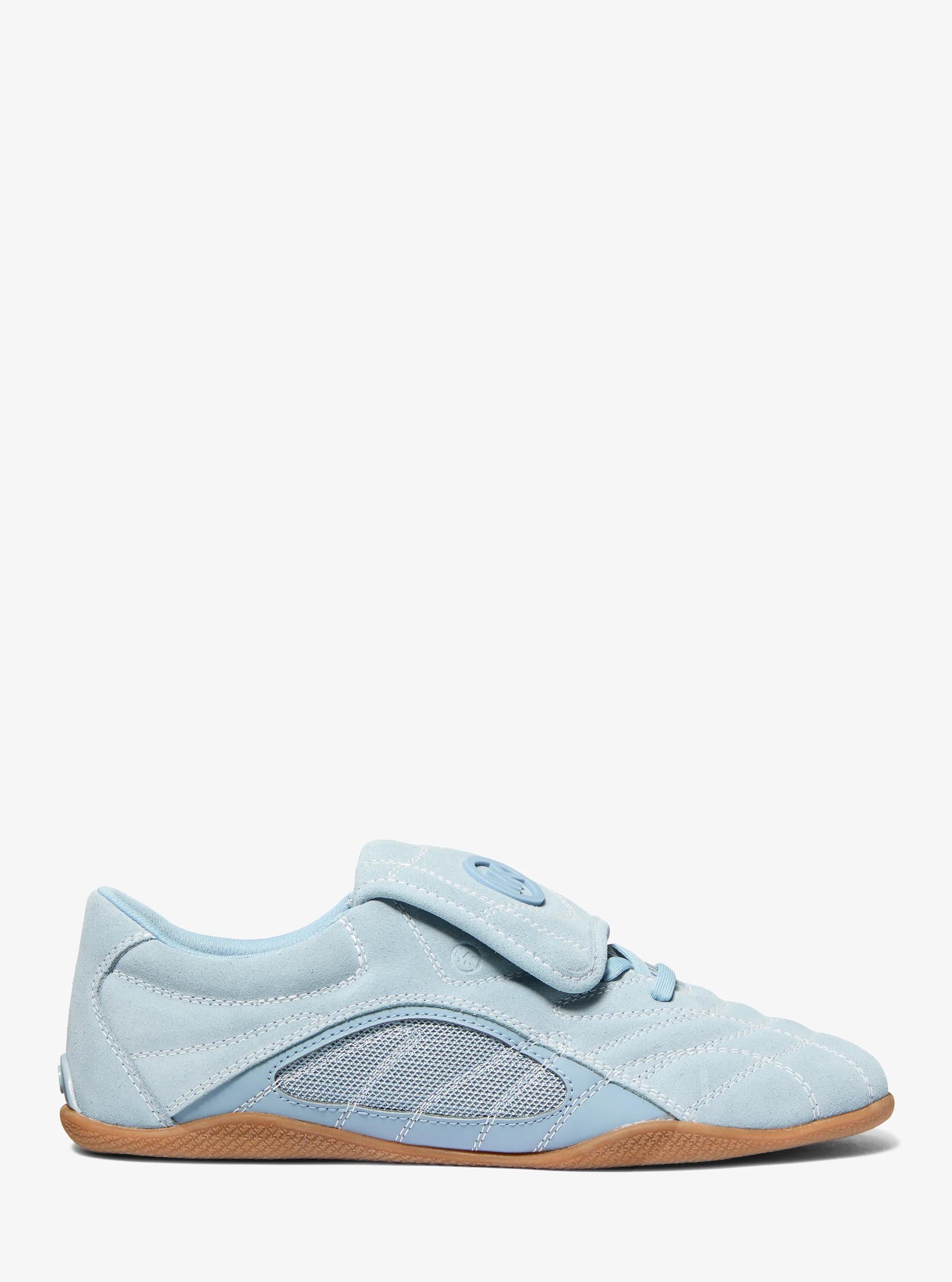 Tenis de gamuza