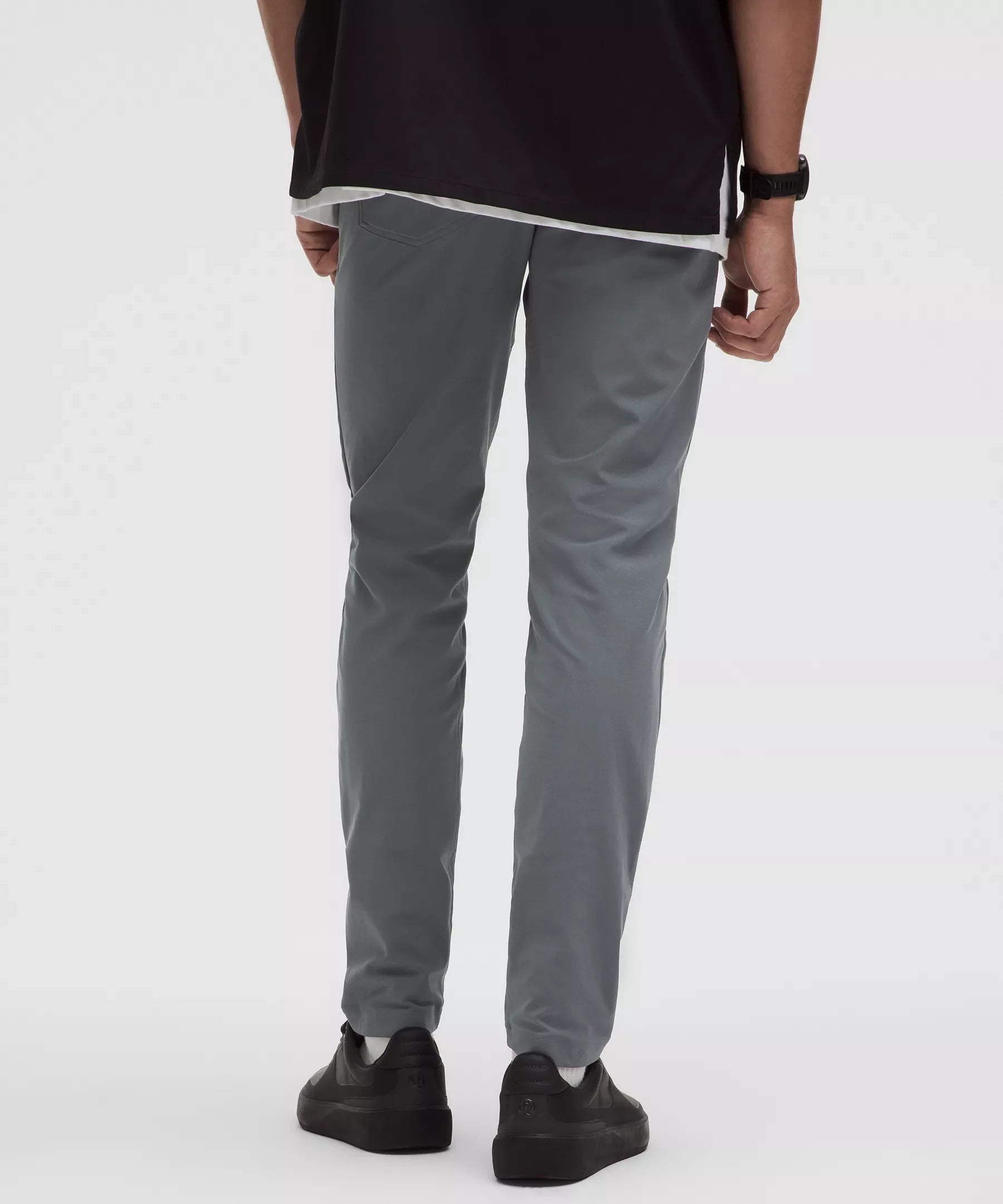Pantalón de corte ajustado
