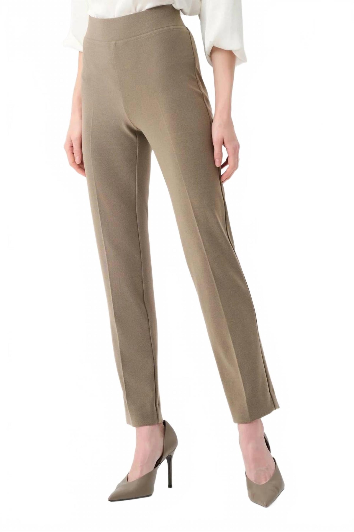 Pantalón de corte recto color taupe