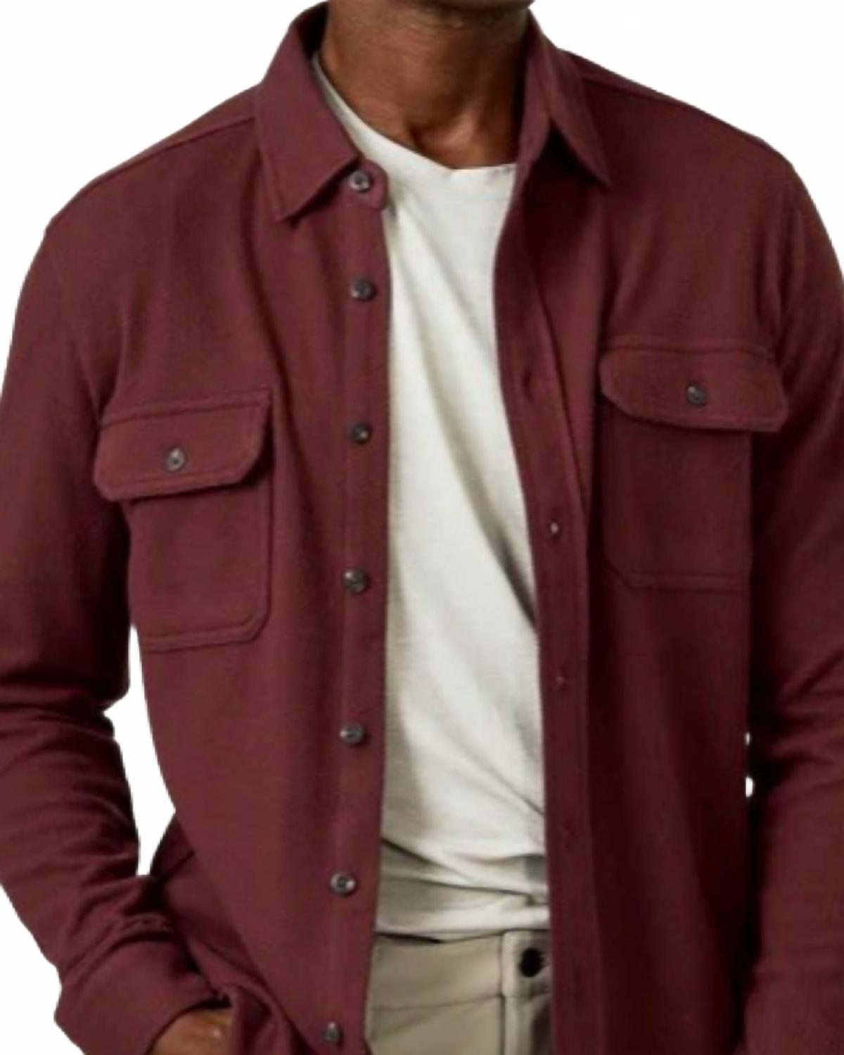 Camisa de manga larga color vinotinto
