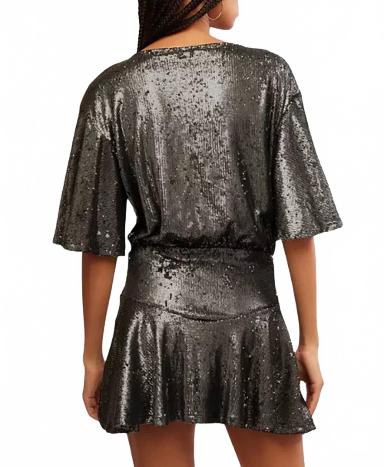 Vestido corto con lentejuelas color gris