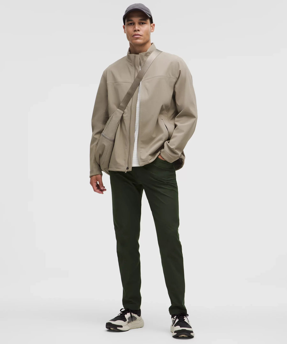 Pantalón de corte ajustado