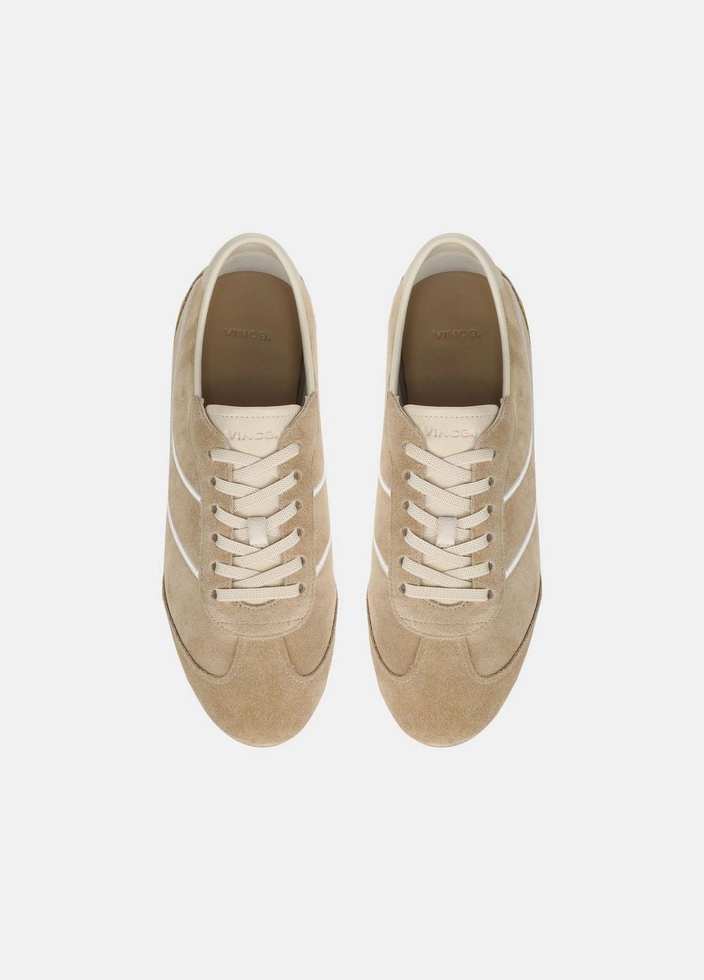 Tenis de gamuza