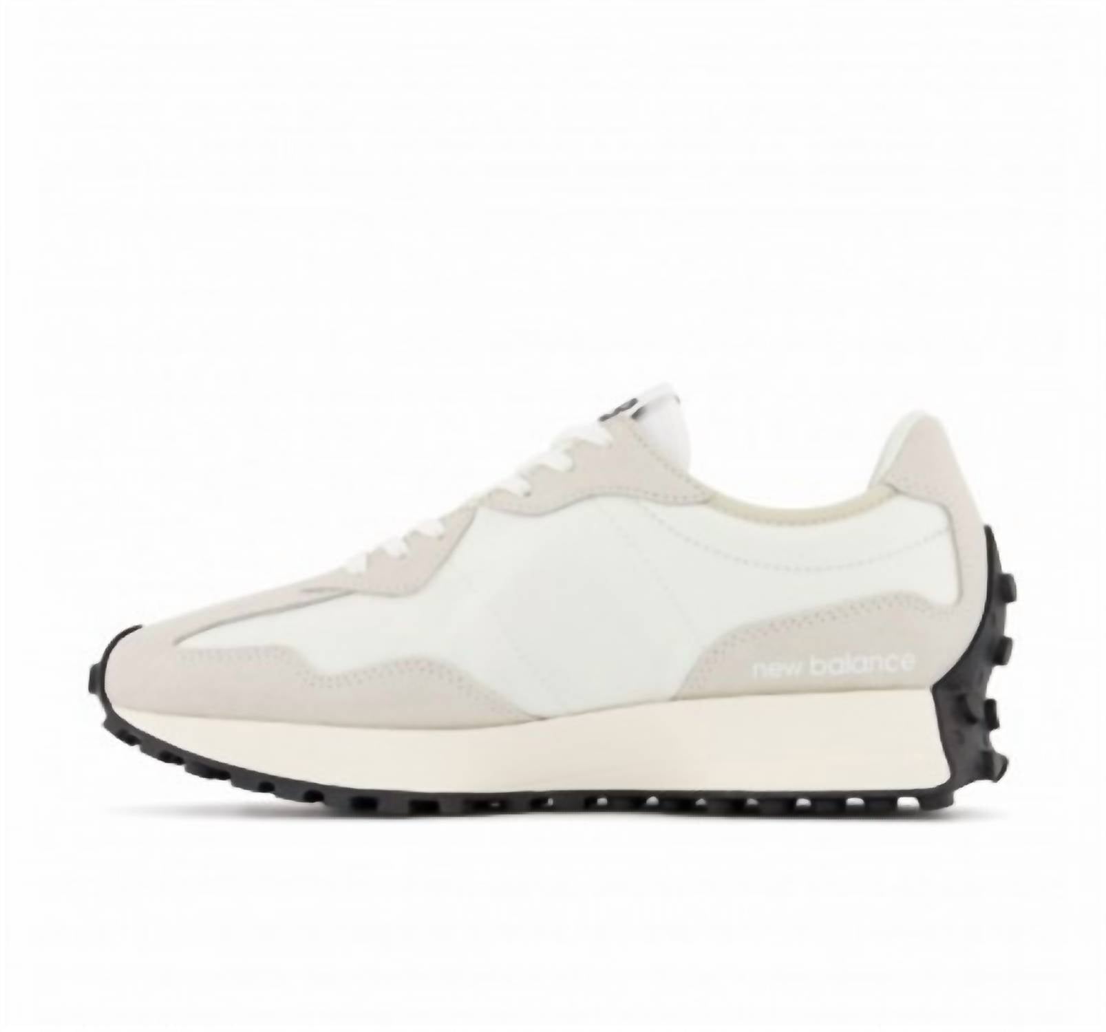 Tenis de mujer color negro y blanco