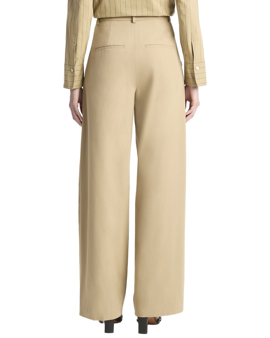Pantalón con pliegues