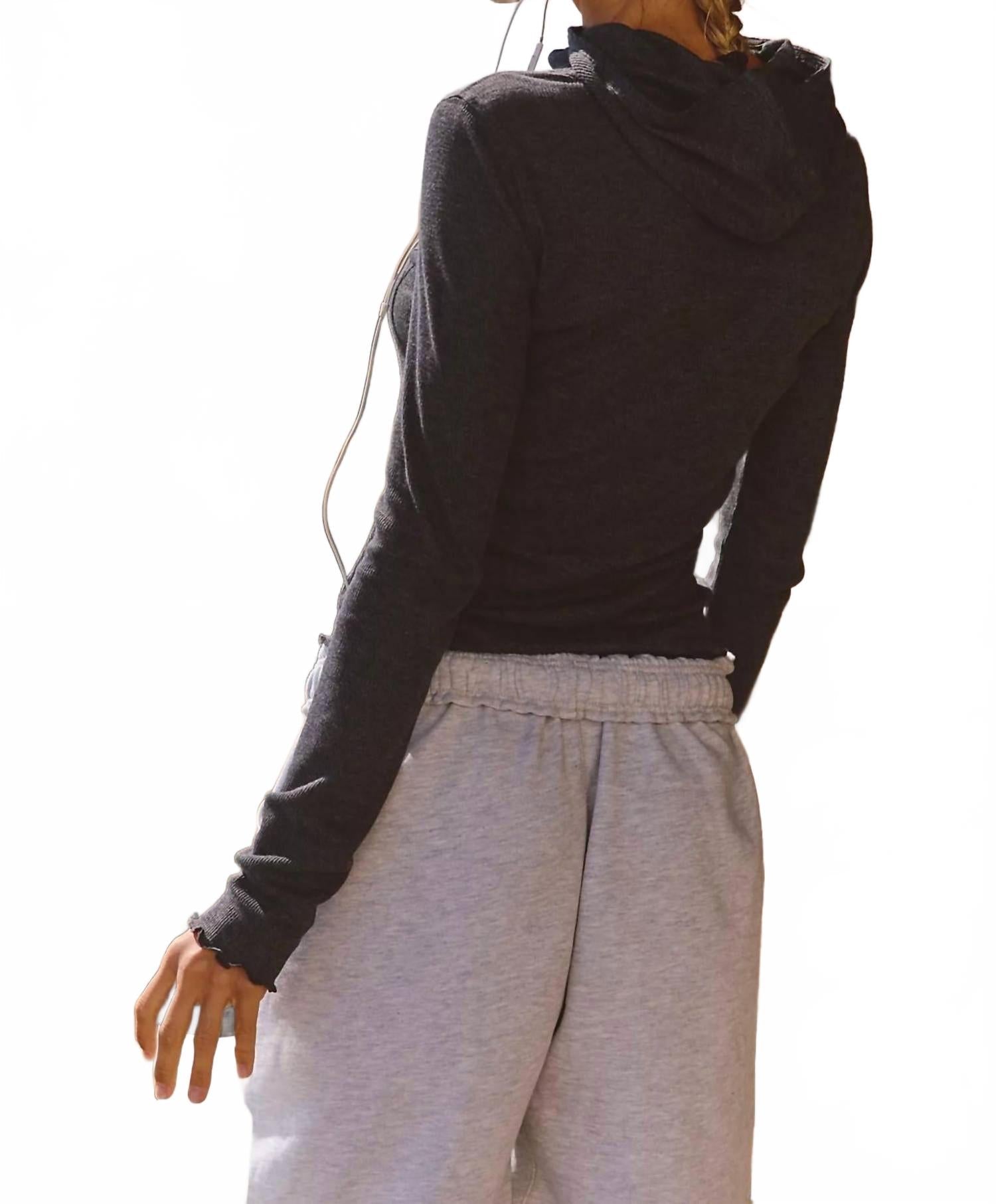 Top color negro