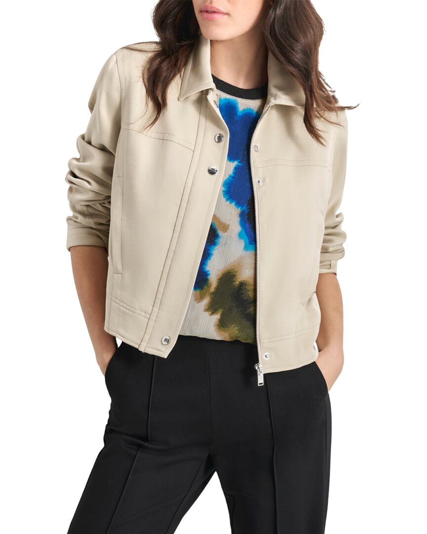 DKNY con Botones