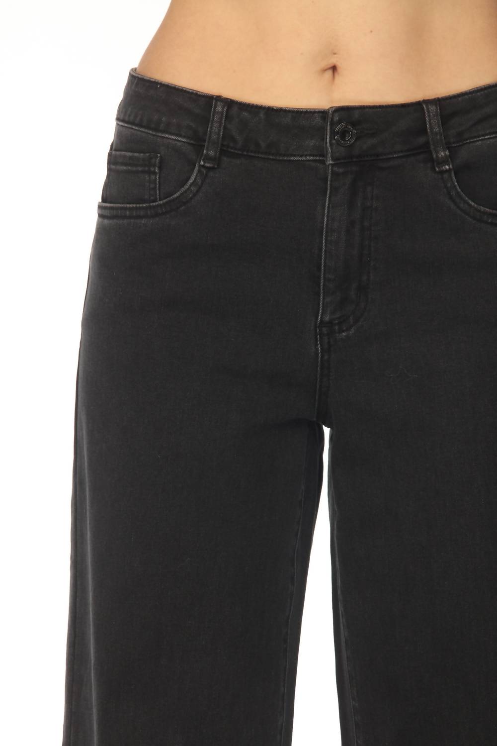 Jean de pierna ancha color gris
