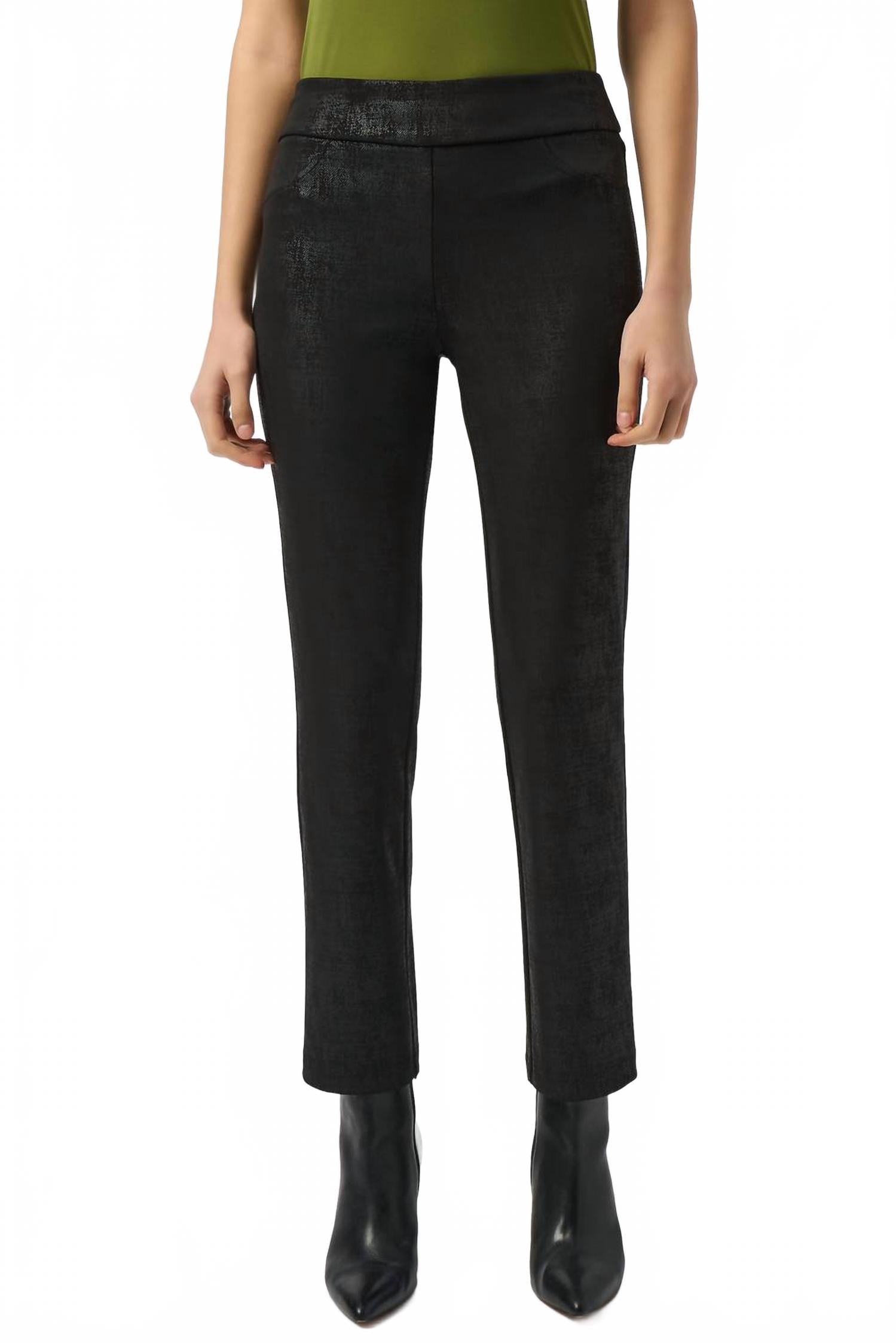 Pantalón de tiro medio color negro