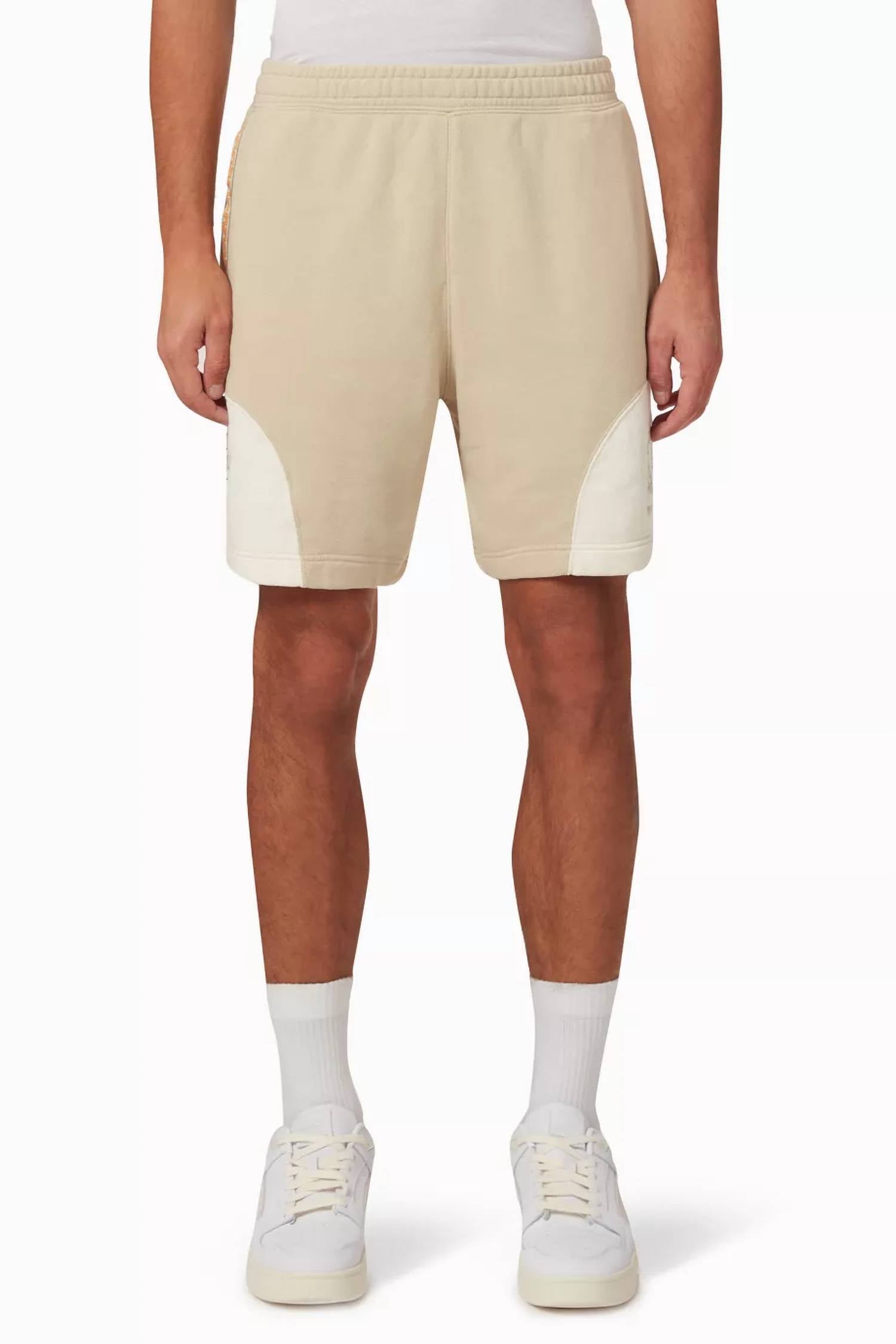 Short color beige