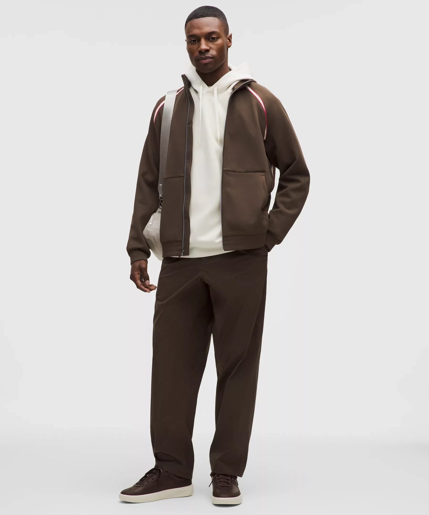 Pantalón de corte amplio