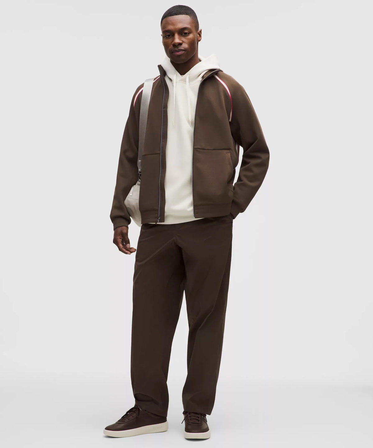 Pantalón de corte amplio