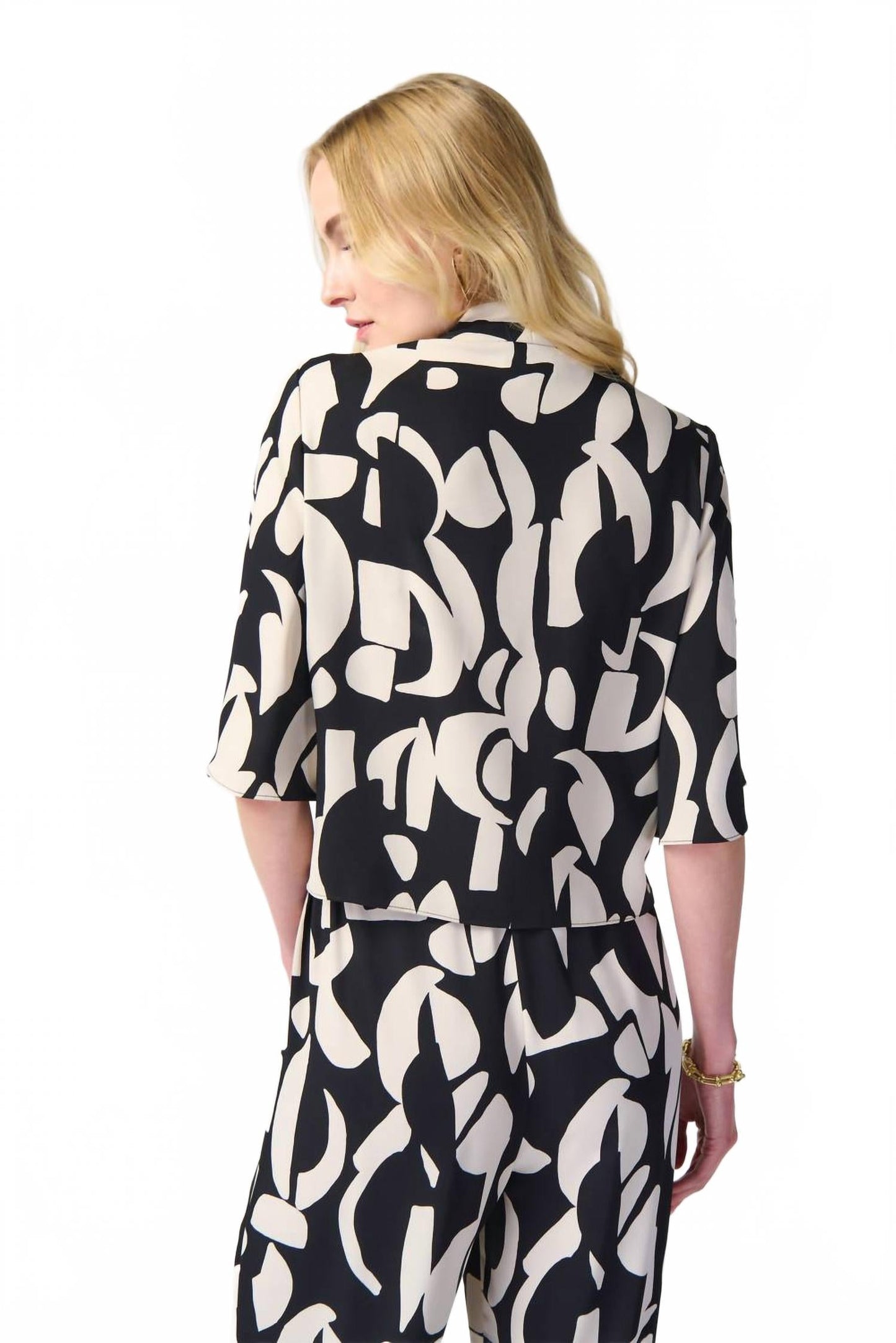 Blusa color negro