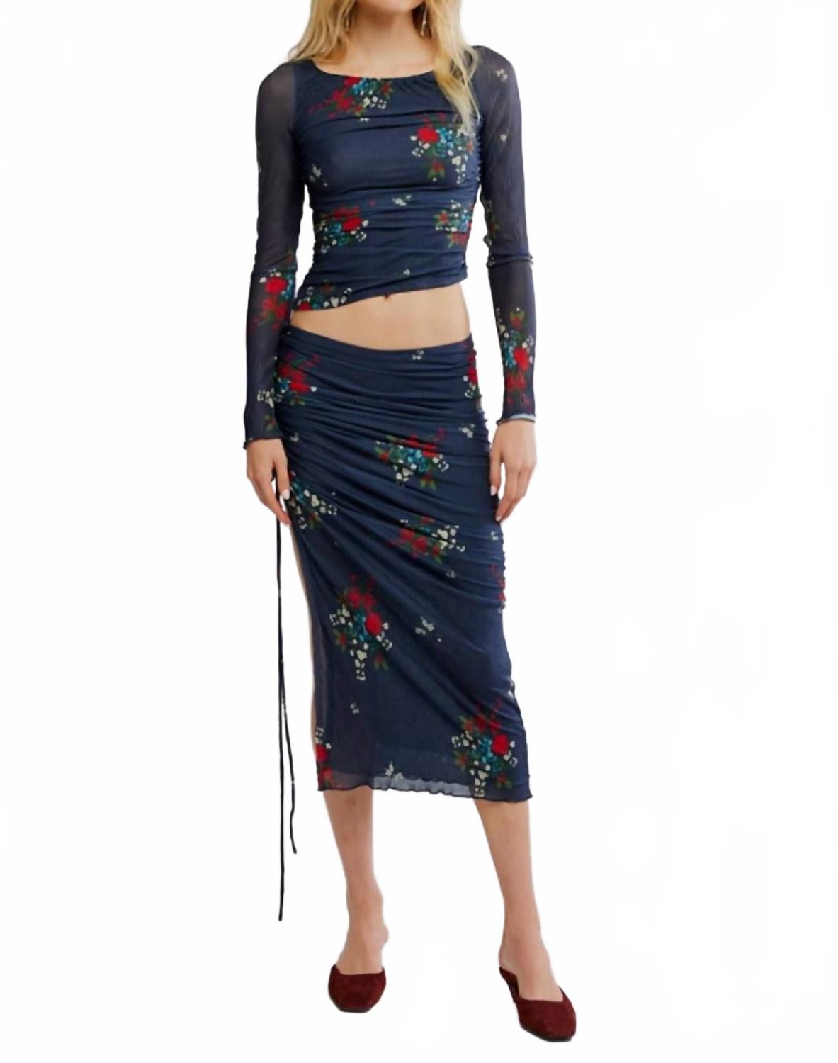 Conjunto de ropa color azul marino