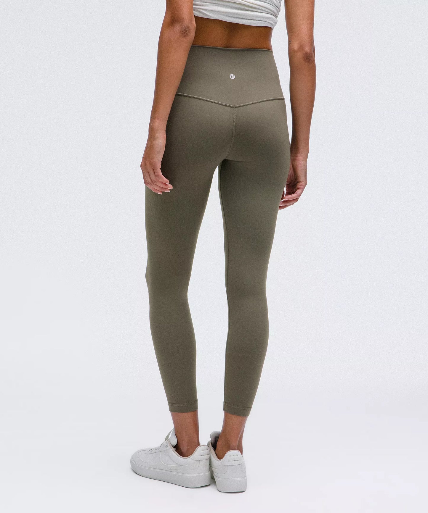 Pantalón de tiro alto