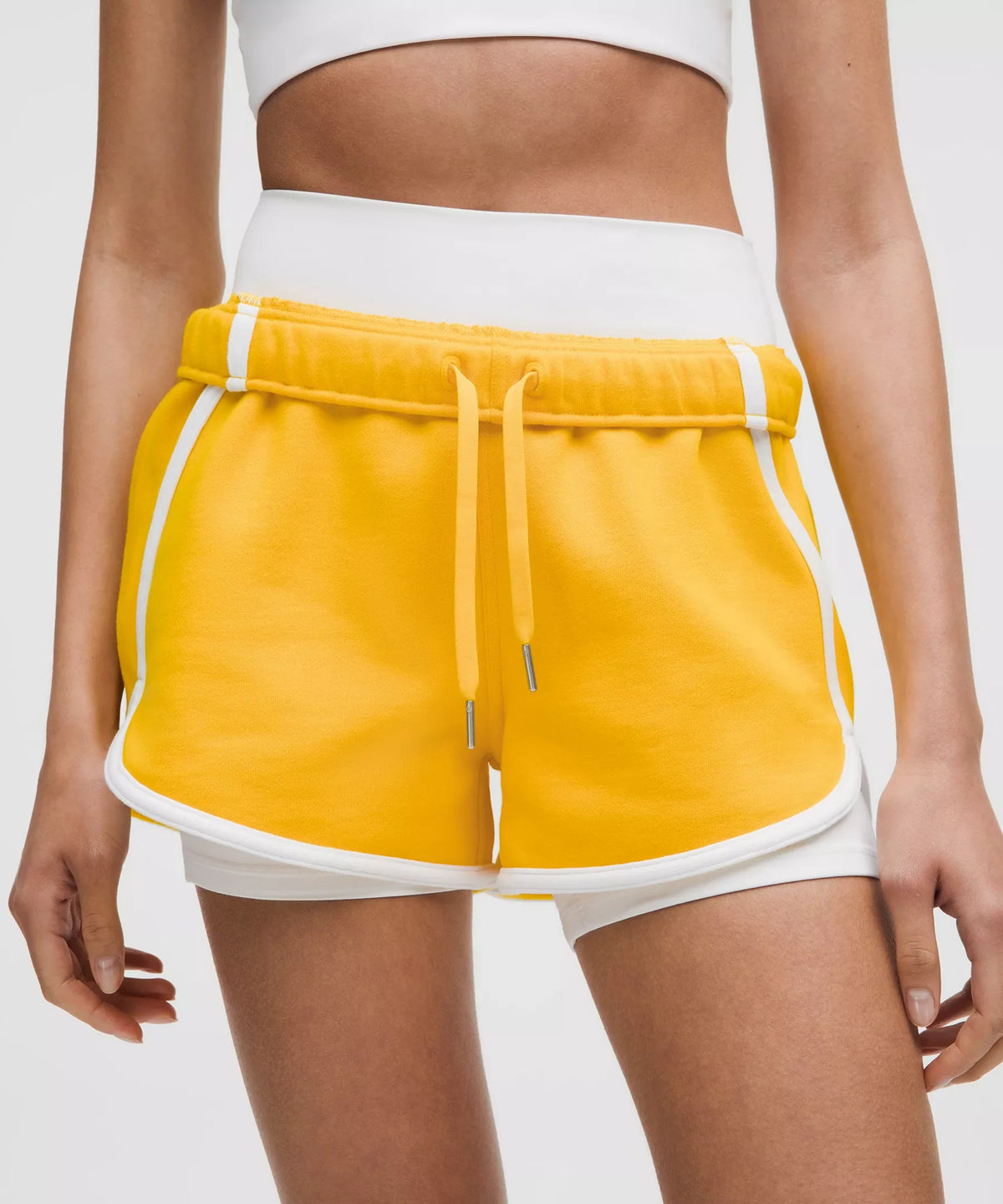 Short de corte amplio de tiro medio