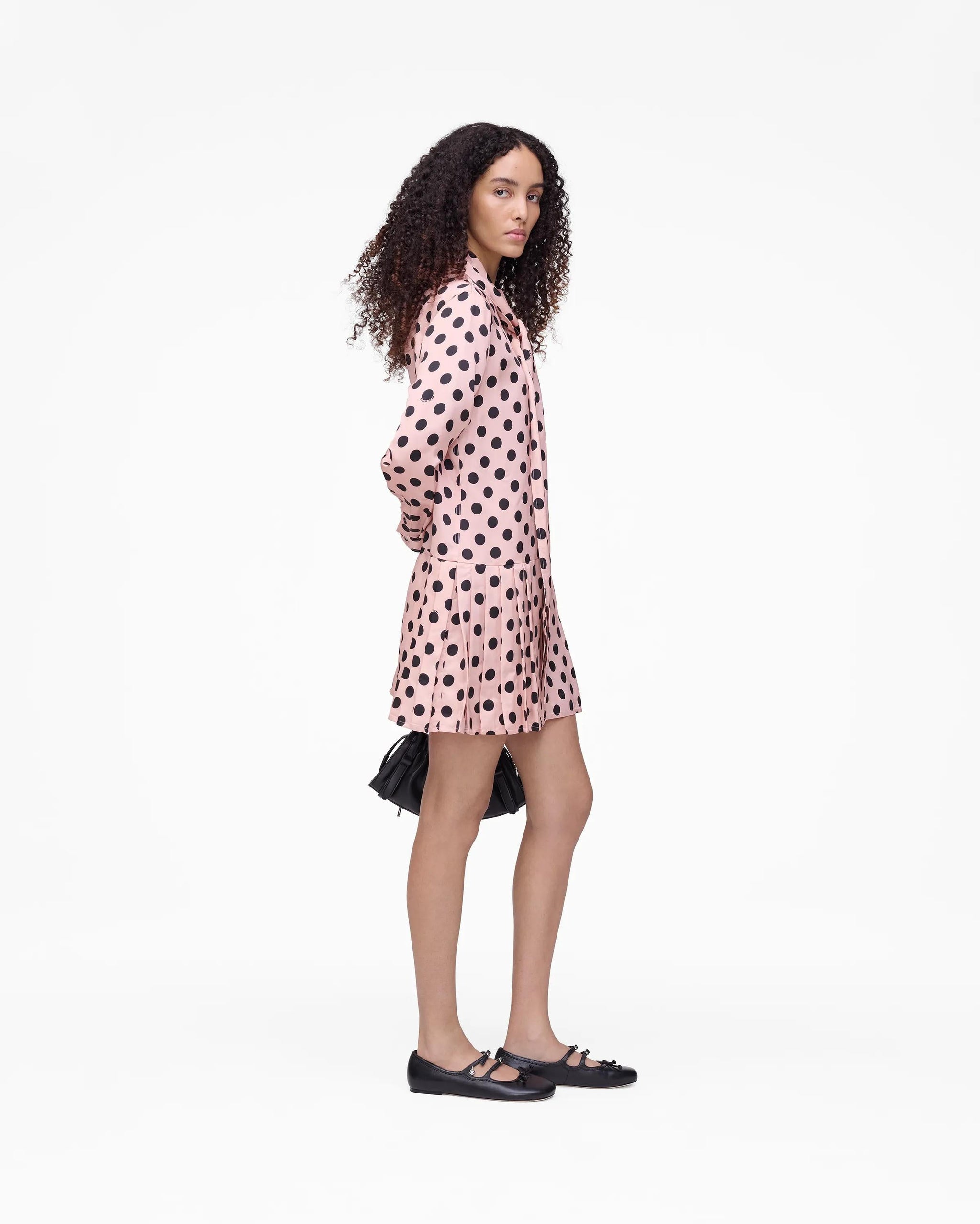 Vestido con pliegues