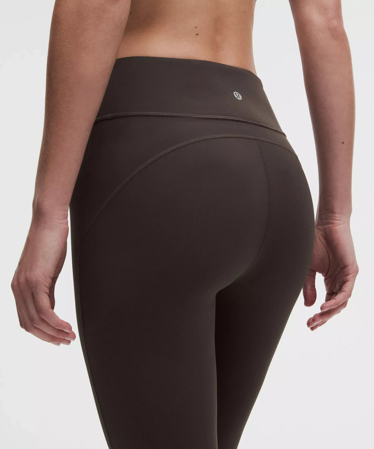 Pantalón de tiro alto