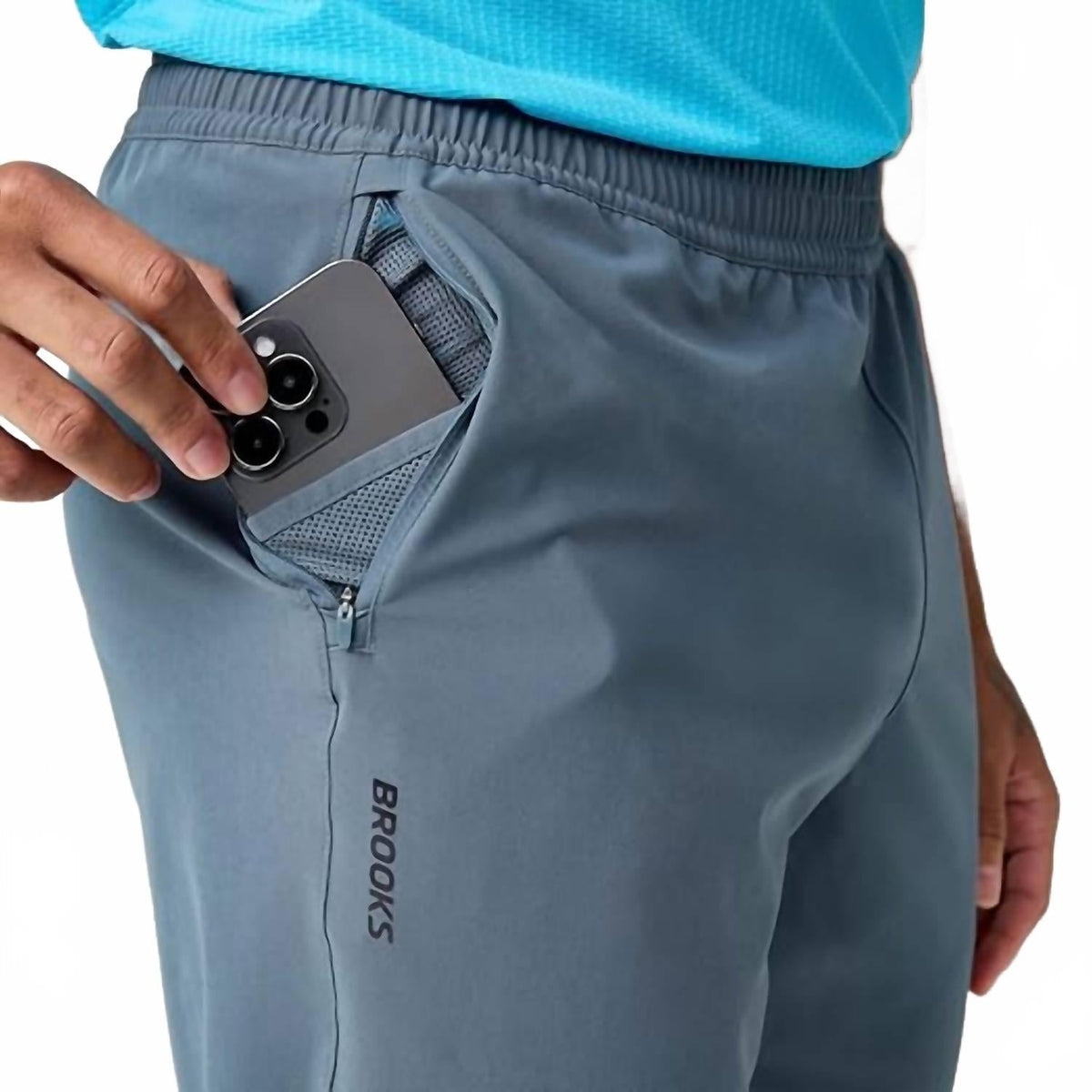 Pantalón resistente al agua color gris
