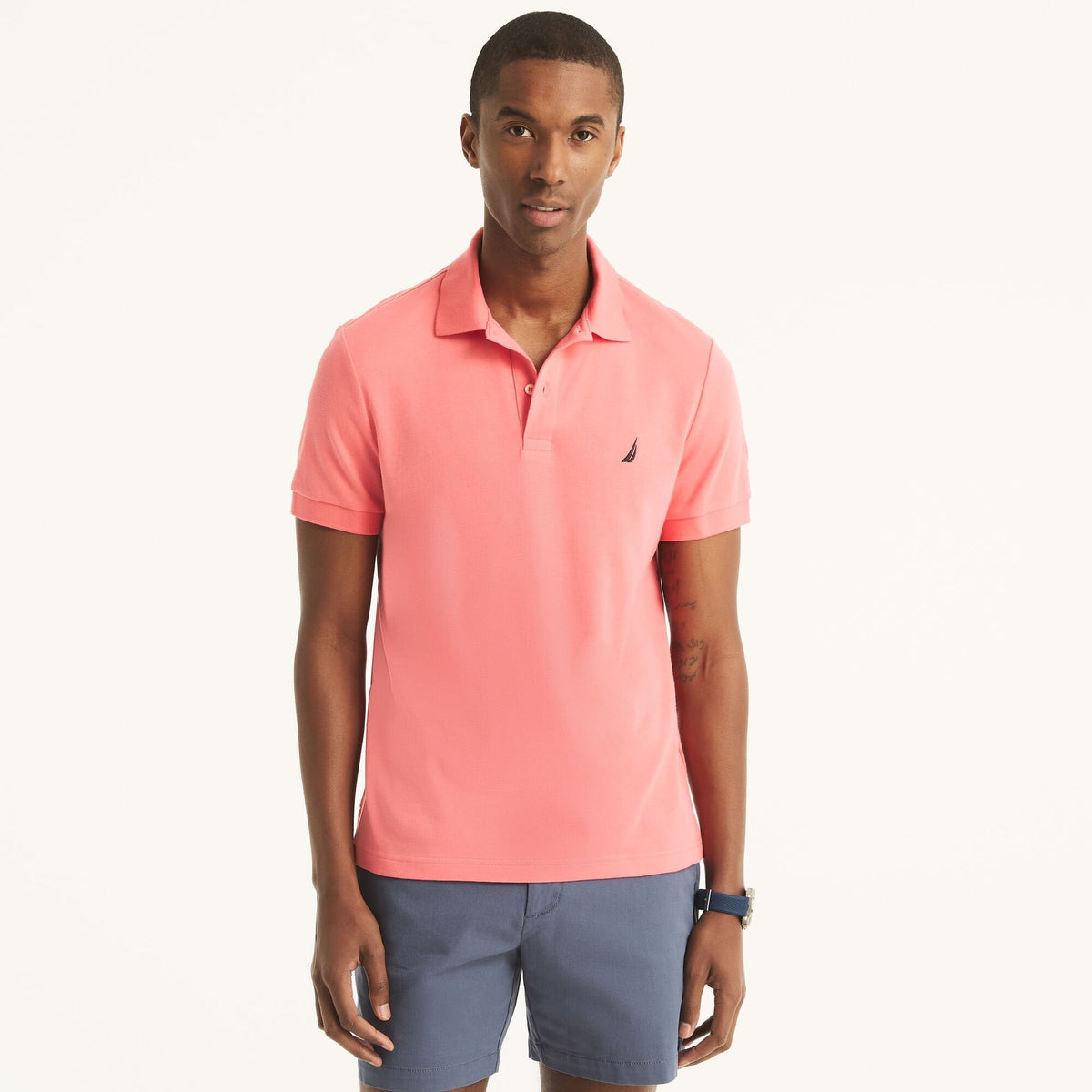 Polo de hombre de corte ajustado