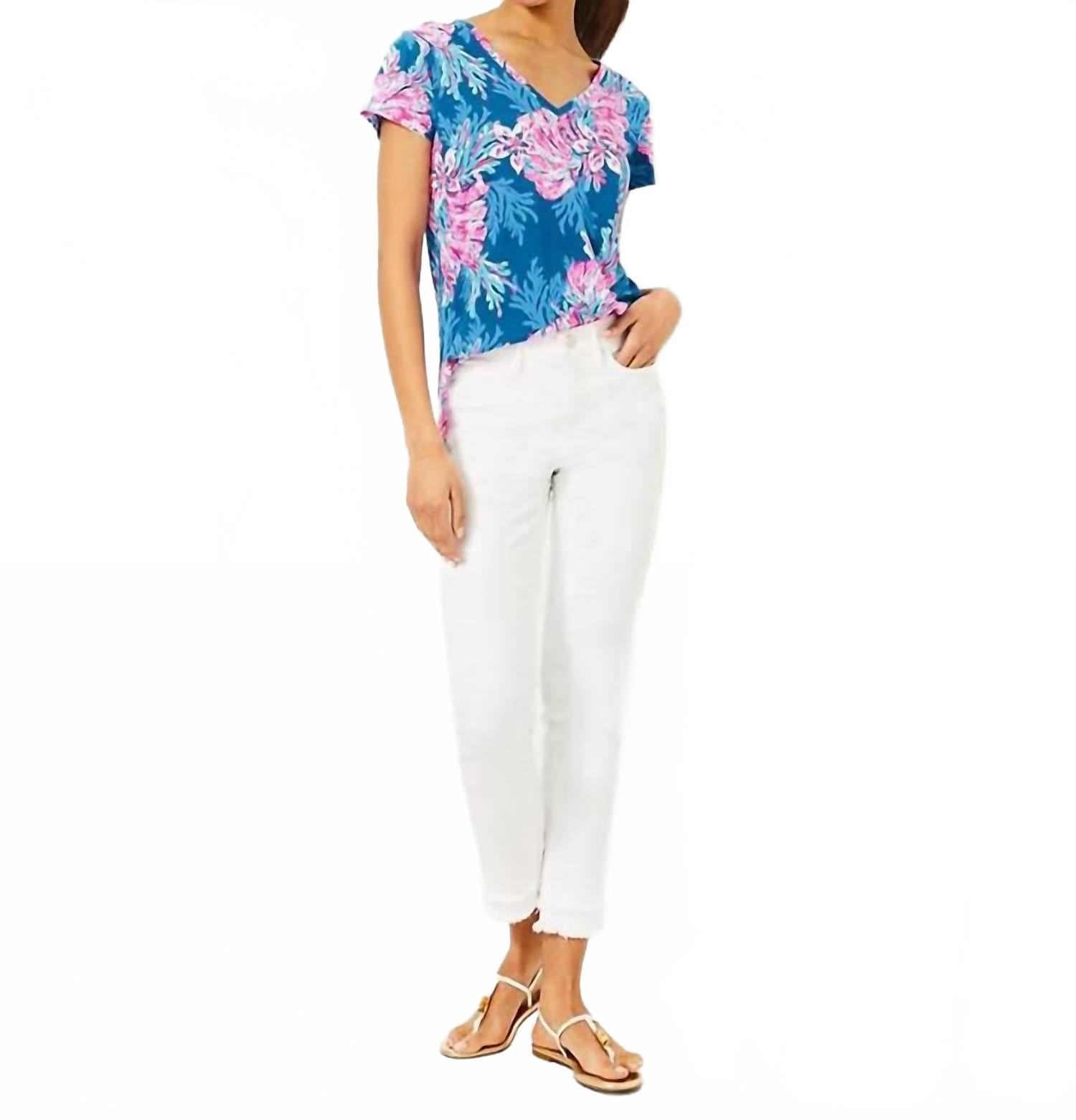 Camiseta con cuello en V