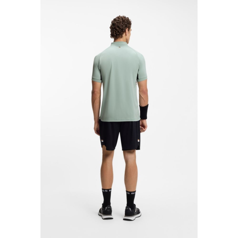 Polo de corte ajustado