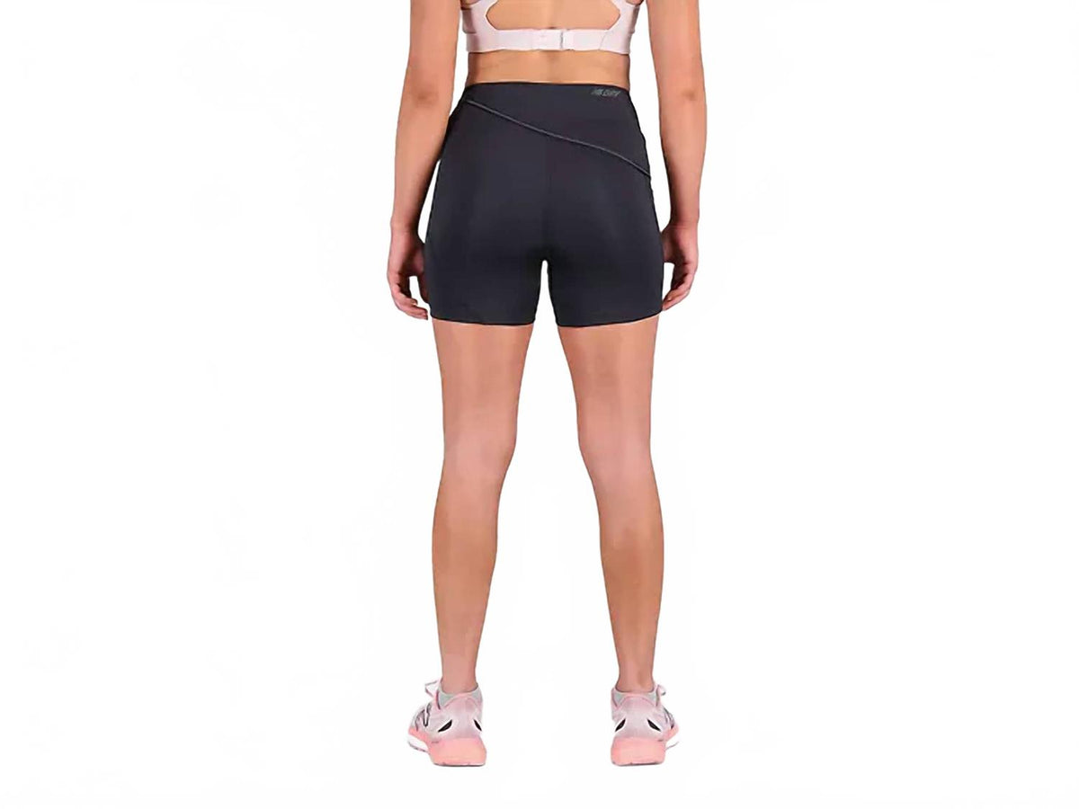 Short color negro