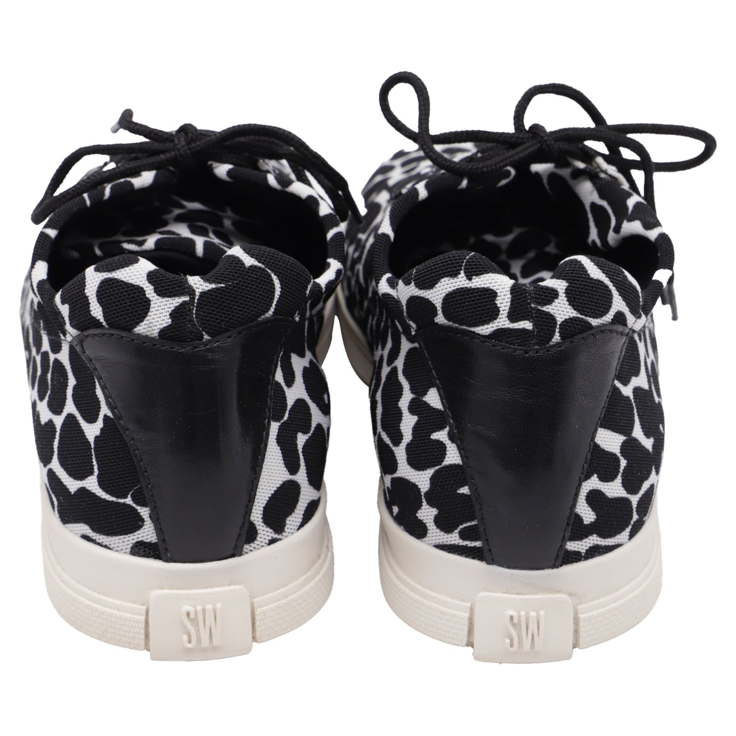 Stuart Weitzman Tenis Bajos en Lona Estampado Animal