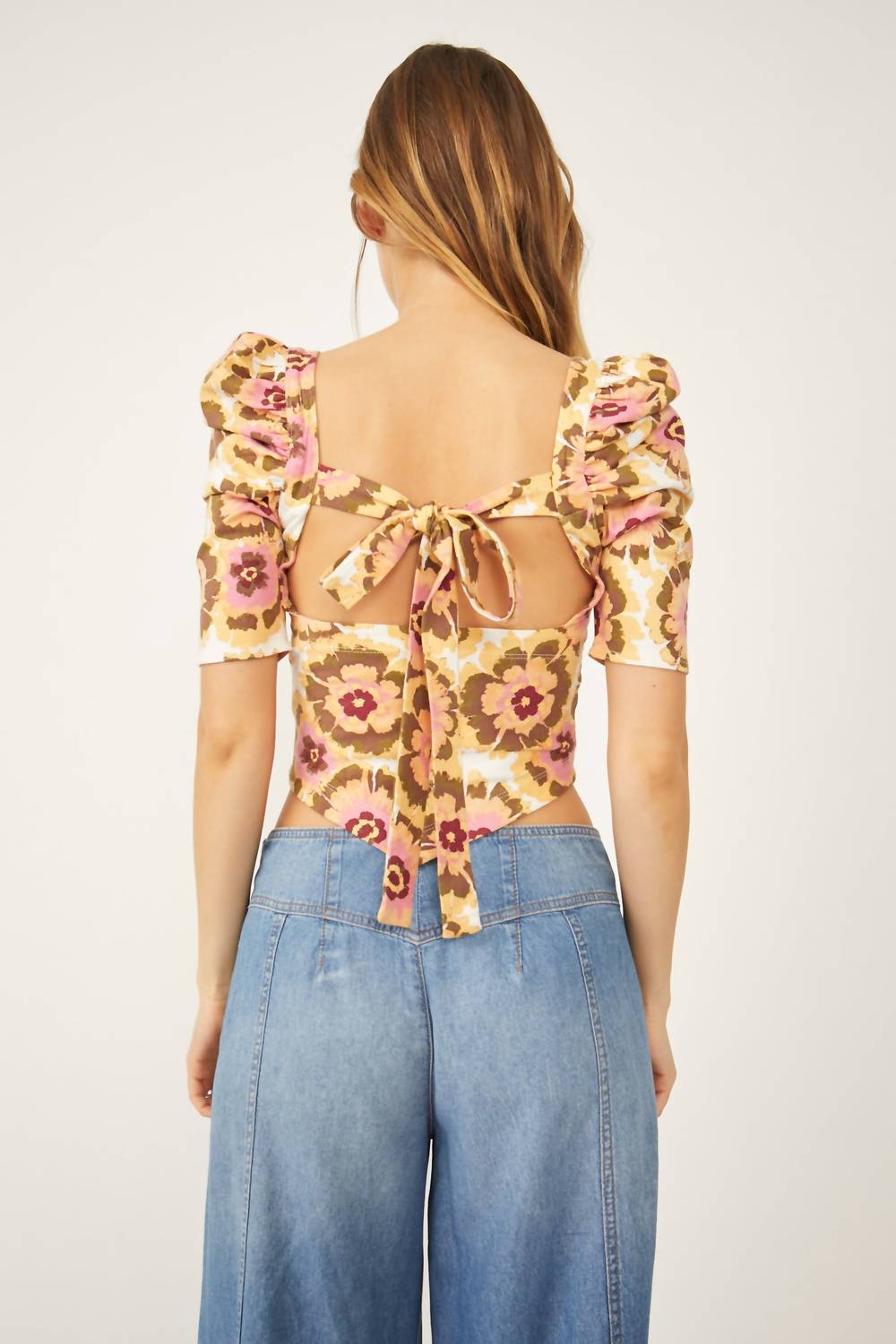 Top color marfil