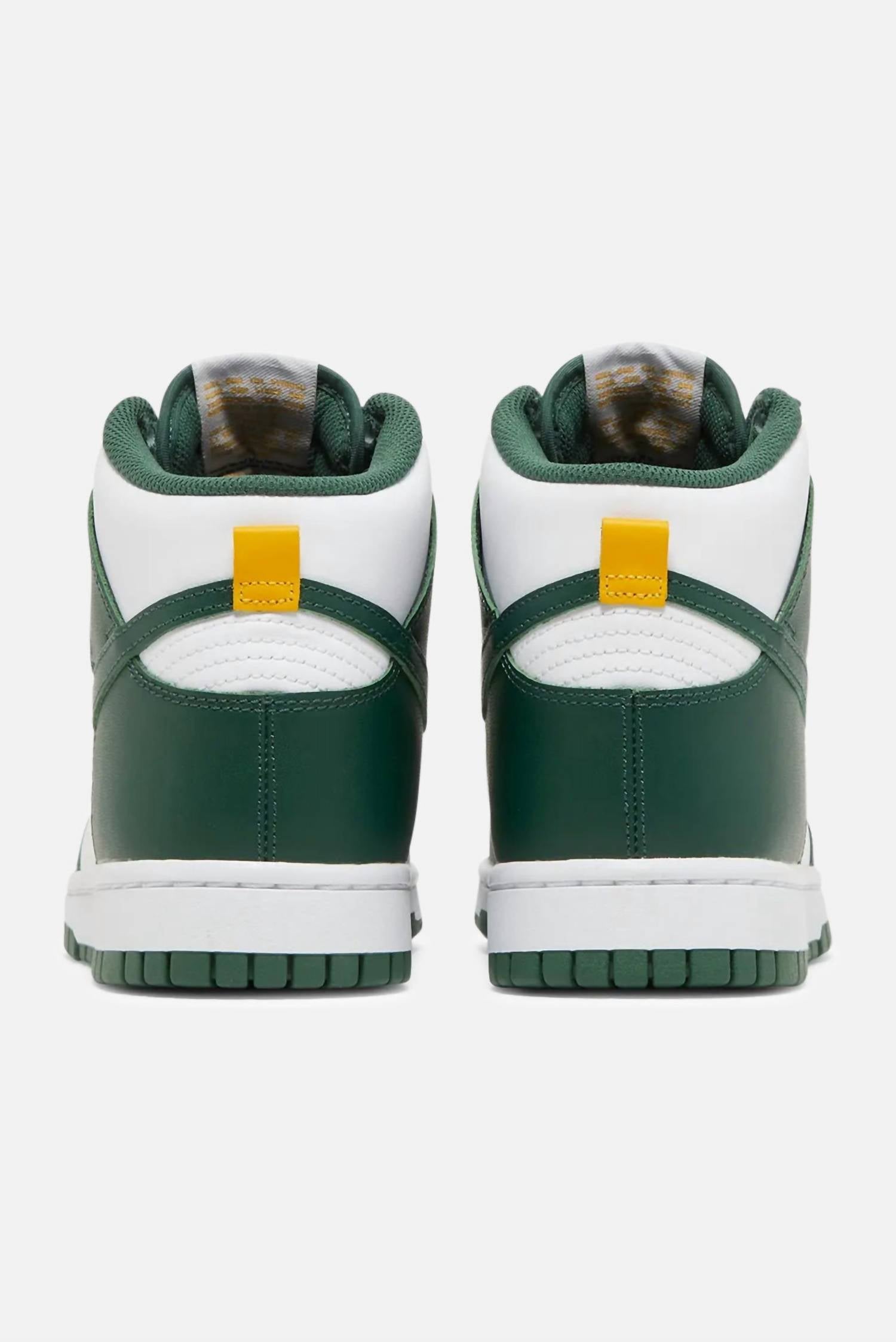 Tenis de hombre color verde