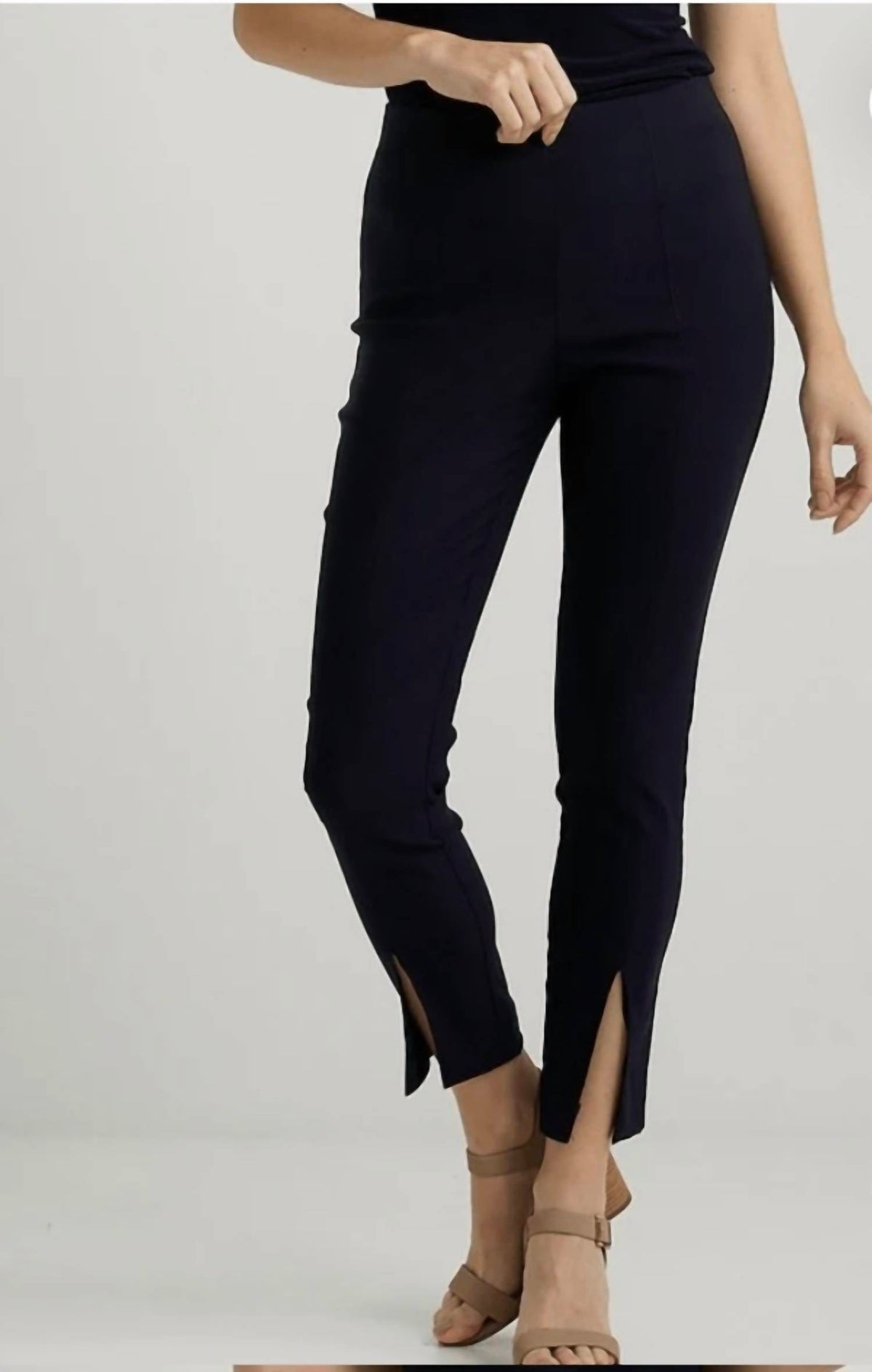 Pantalón color azul marino