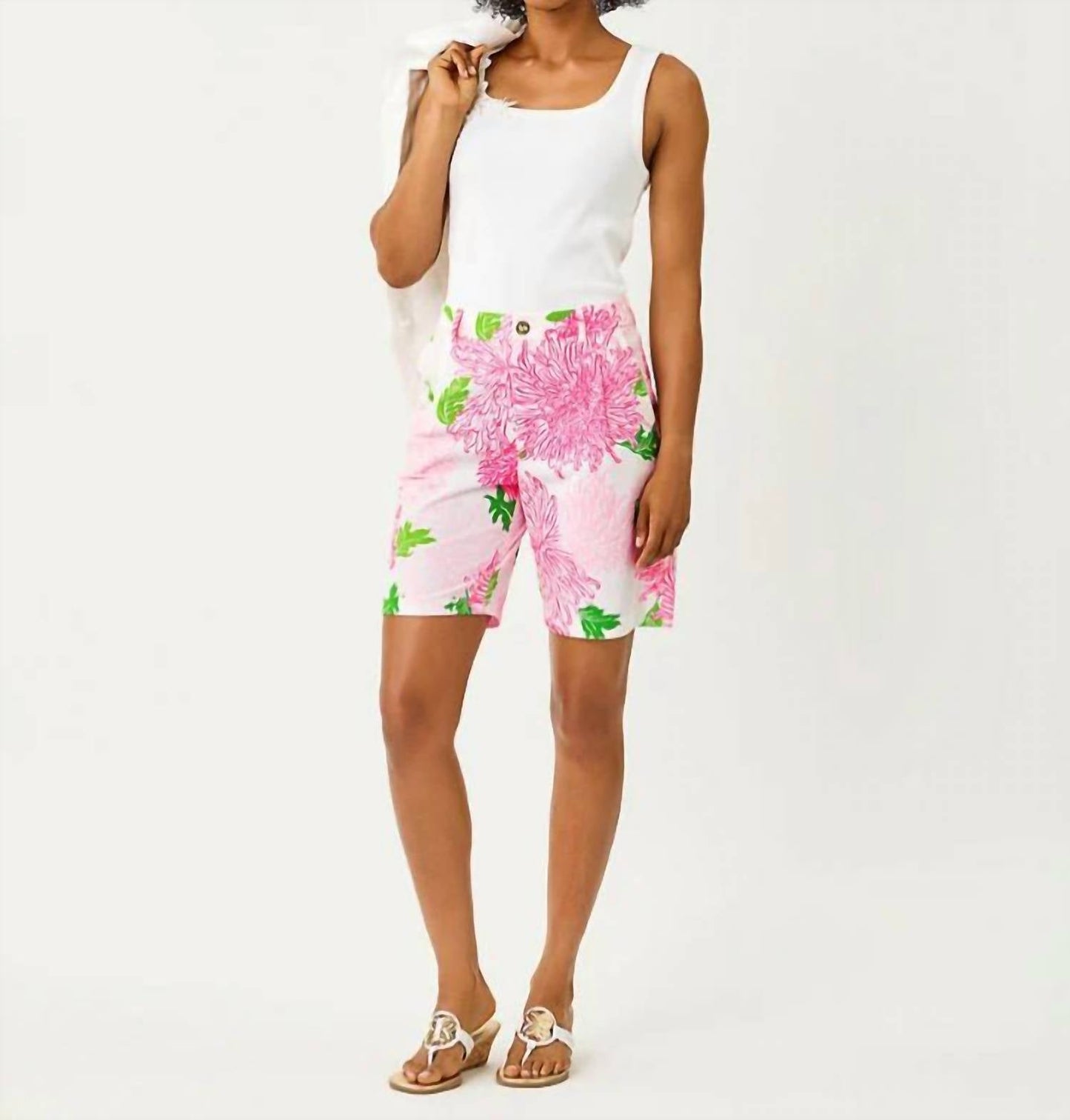 Short color blanco