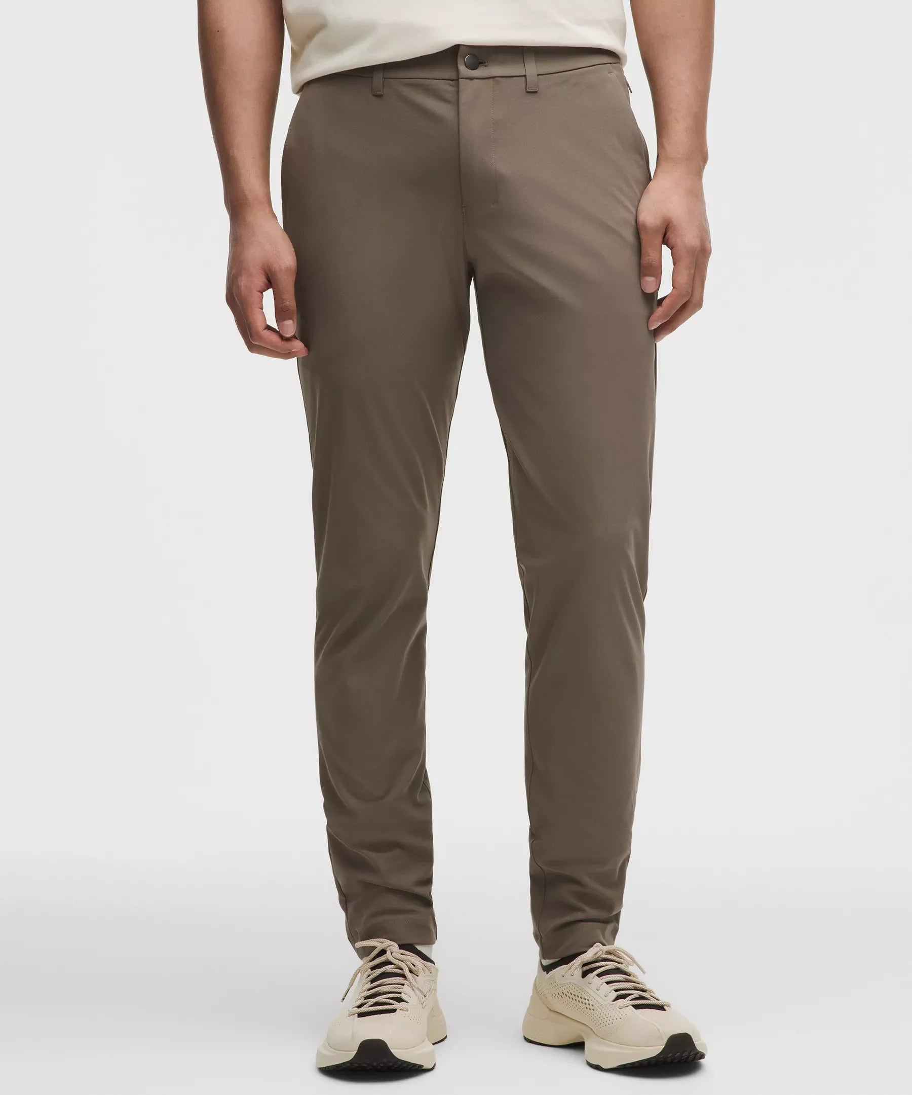 Pantalón de corte ajustado
