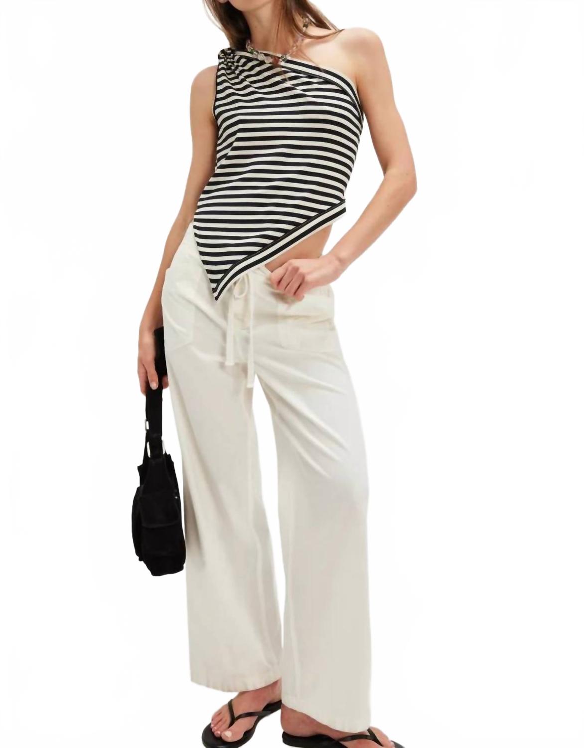 Top color negro